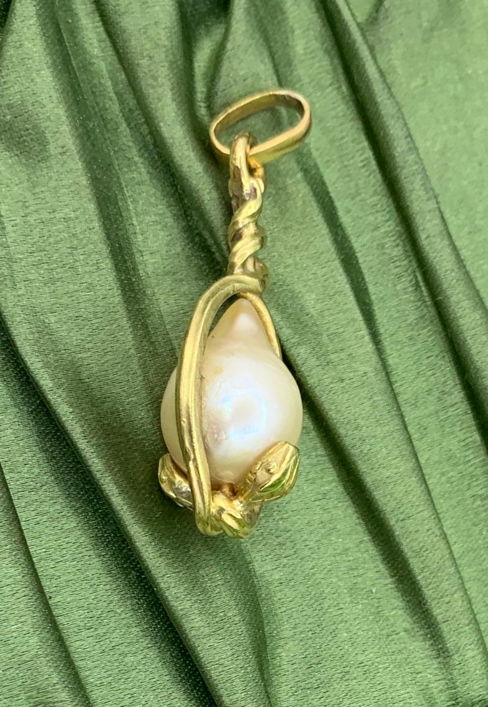 Victorian Snake Pendant Necklace Baroque Pearl Egg Globe Antique 14 Karat Gold For Sale 7