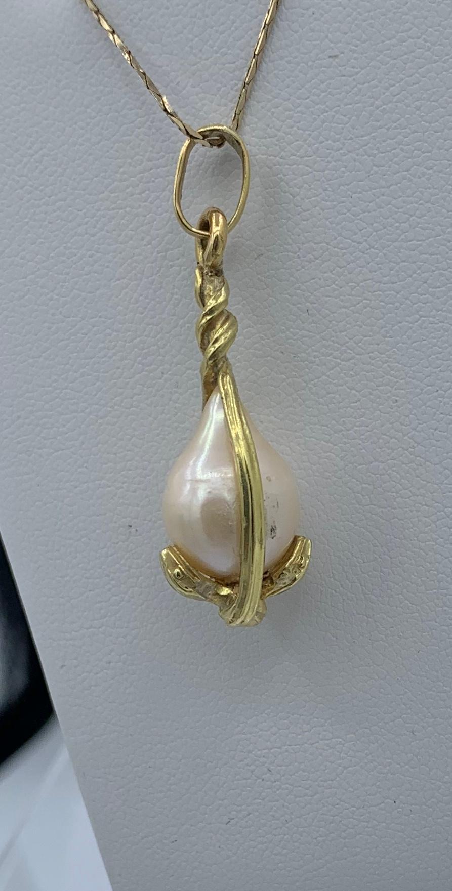Victorian Snake Pendant Necklace Baroque Pearl Egg Globe Antique 14 Karat Gold For Sale 2