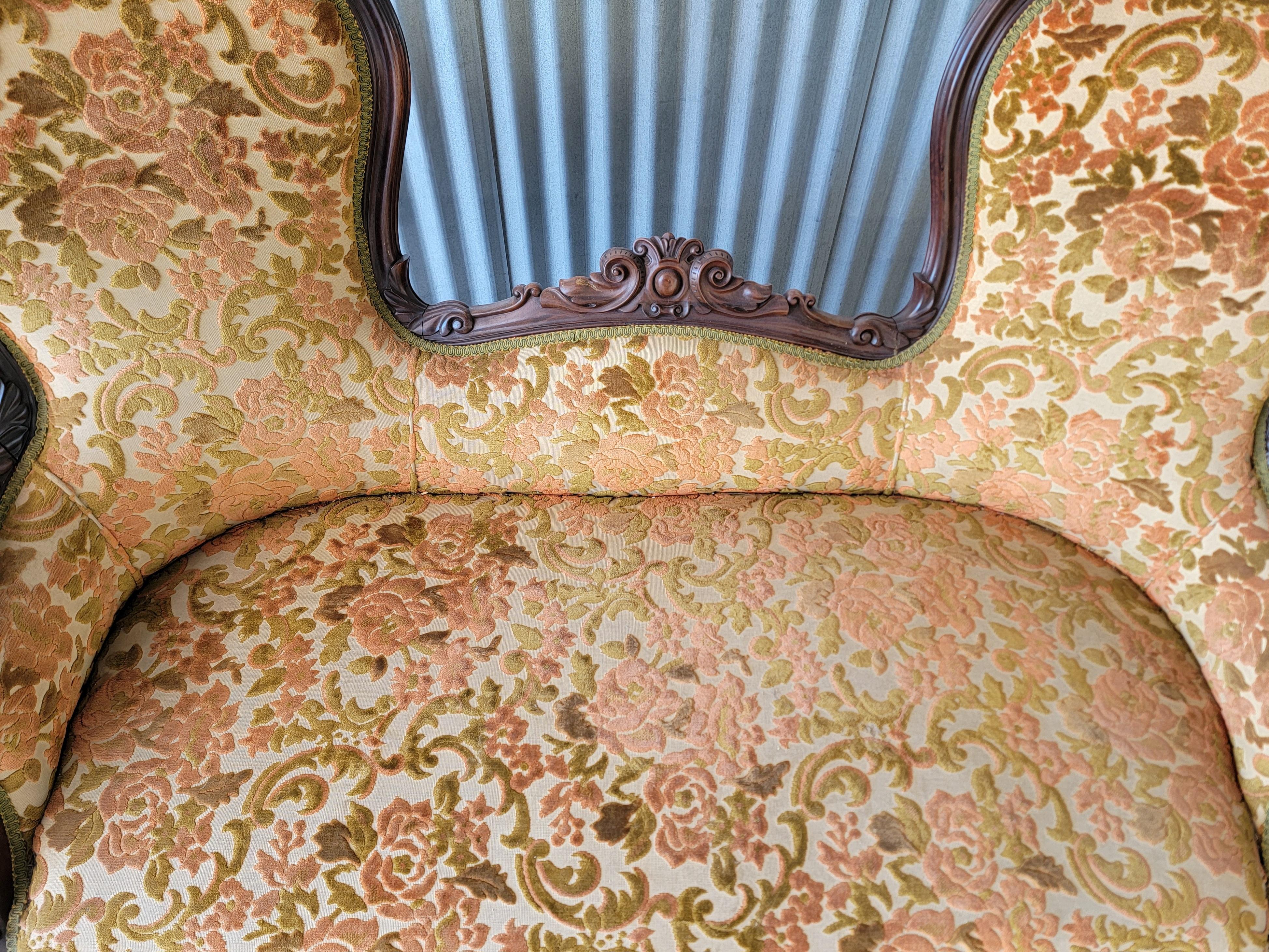 Victorian Sofa Circa. 1880 For Sale 4