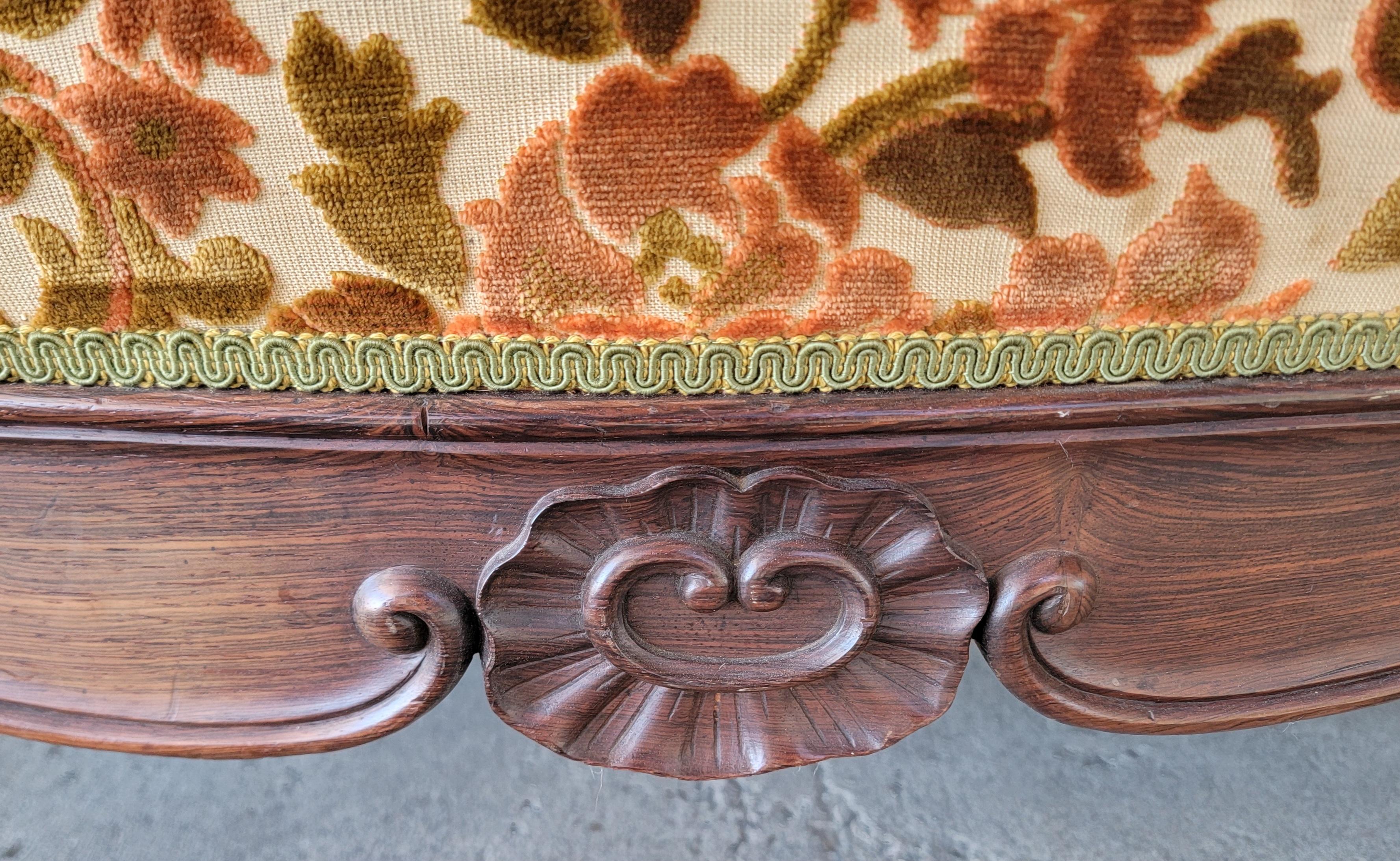 Victorian Sofa Circa. 1880 For Sale 5