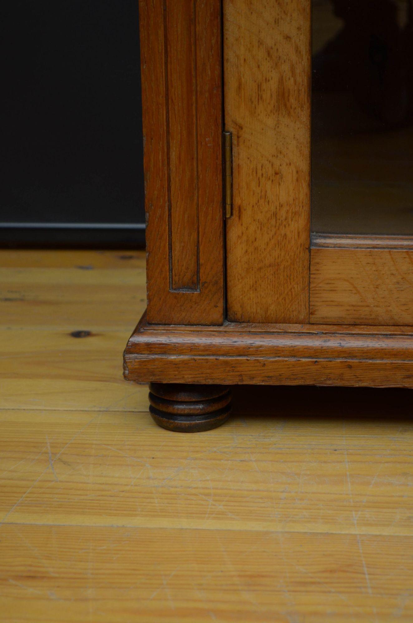 Victorian Solid Oak Cabinet Bookcase 5