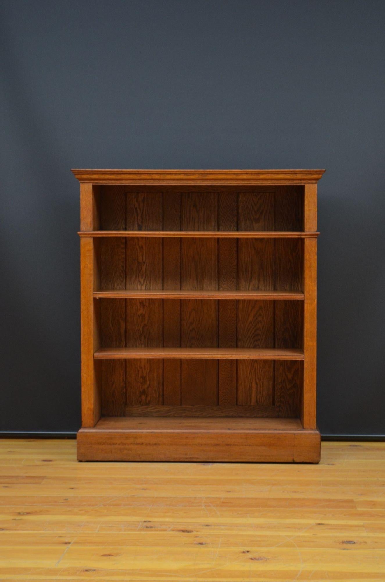 Victorian Solid Oak Open Bookcase In Good Condition For Sale In Whaley Bridge, GB