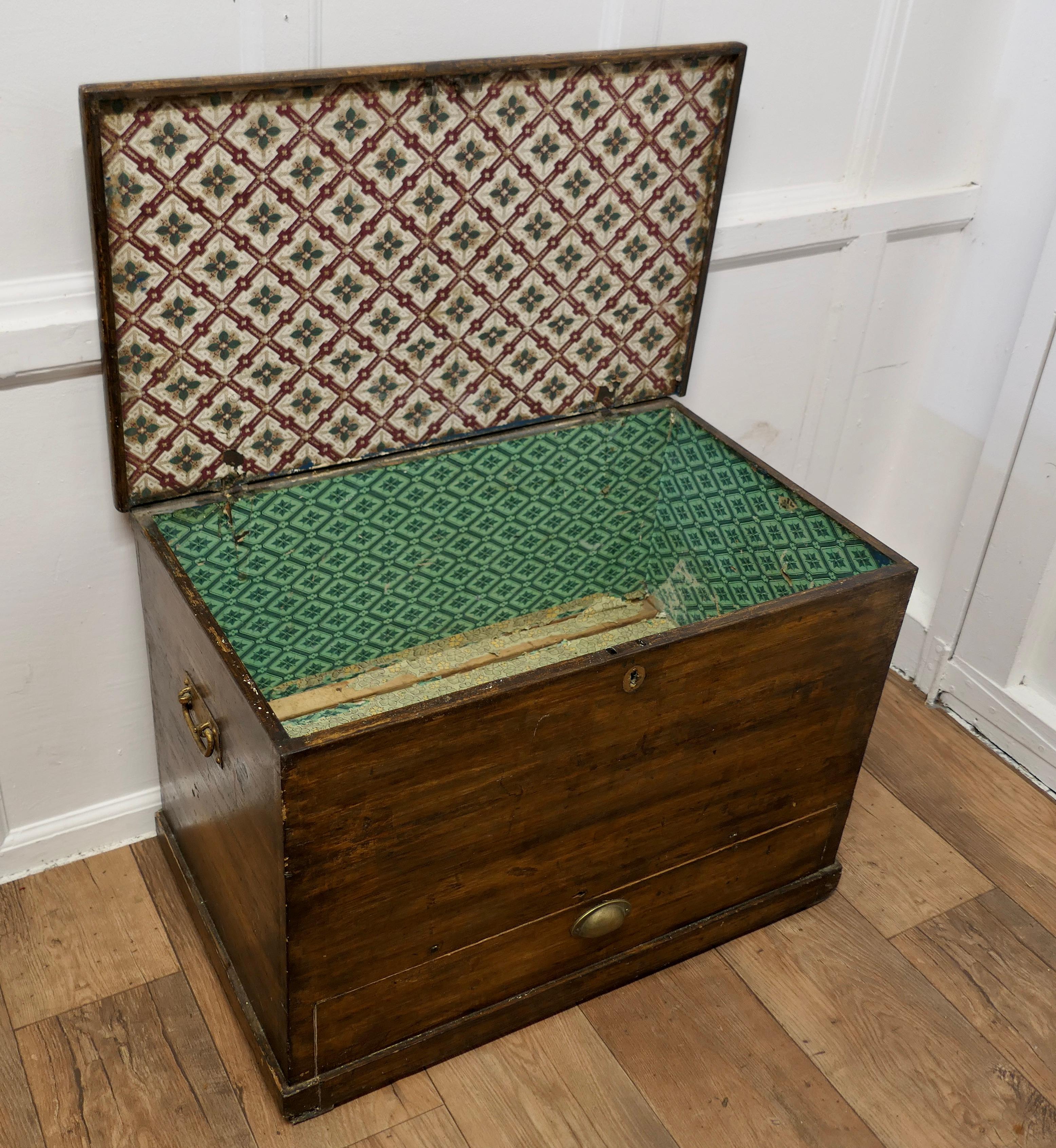  Victorian Solid Pine Mule Chest.  The Chest is a sturdy piece, it has a conceal For Sale 1
