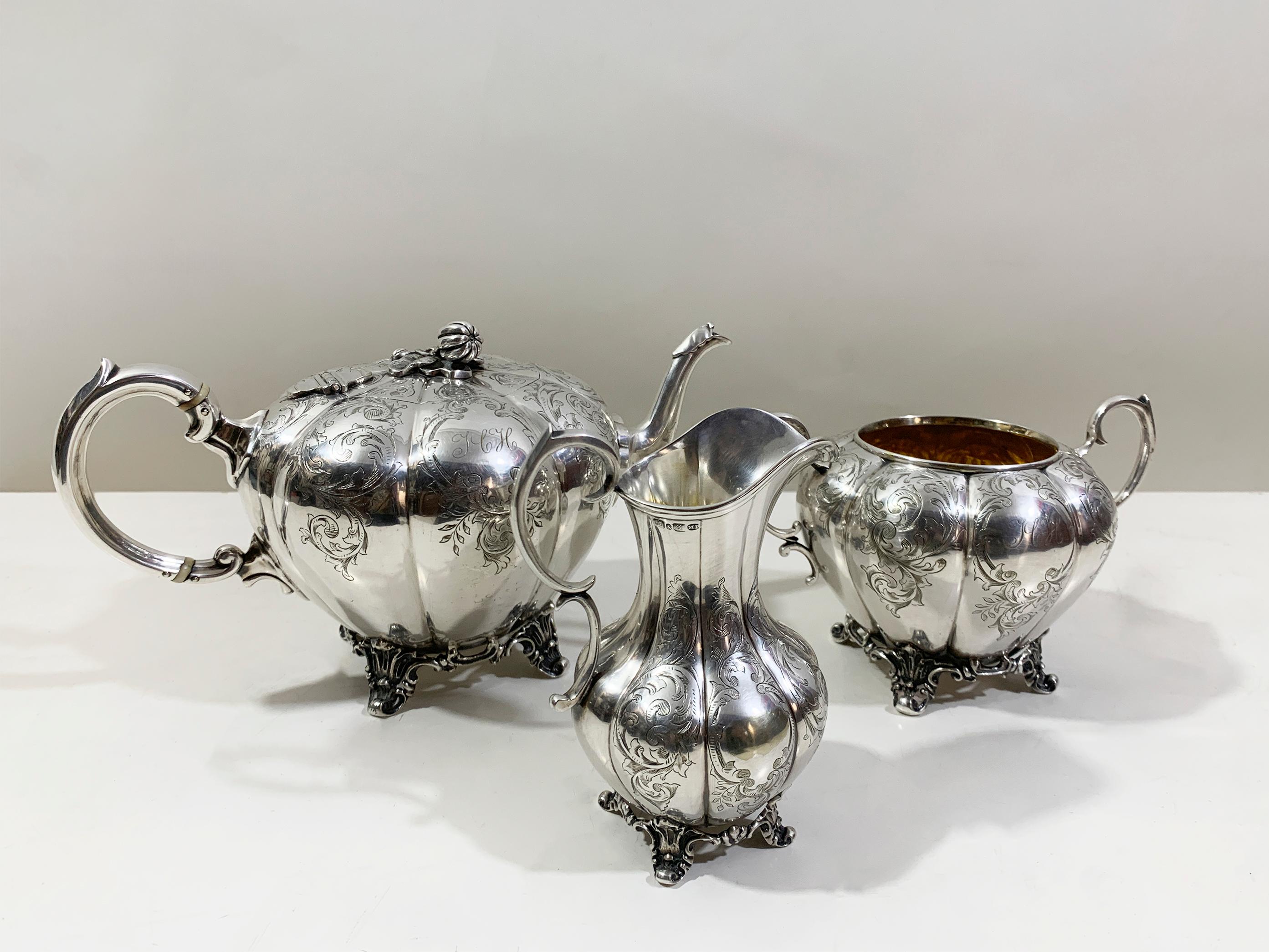 Viktorianisches 3teiliges Teeservice aus massivem Silber, 2 Teile innen vergoldet, Roberts&Staler (Englisch) im Angebot