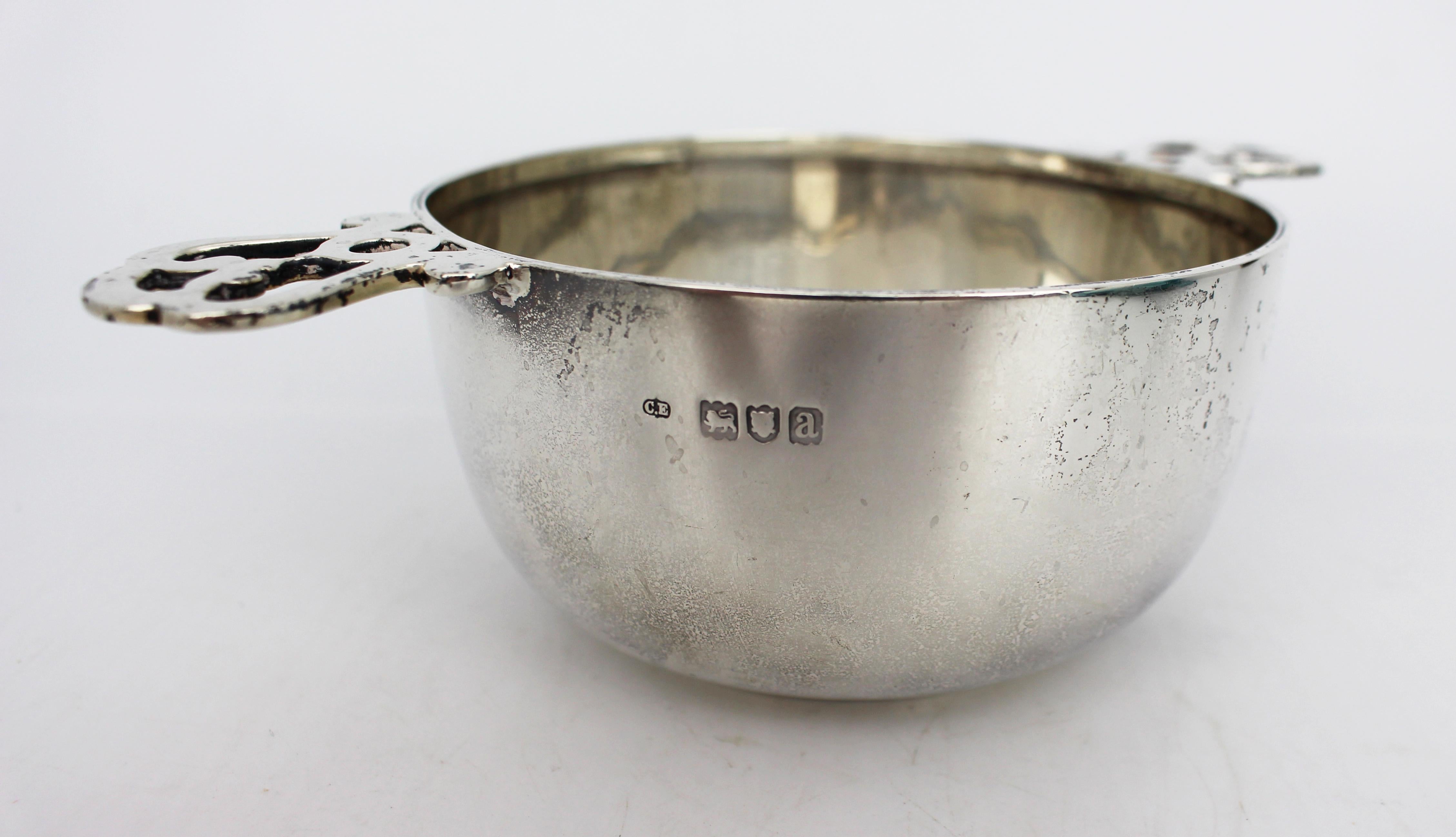 19th Century Victorian Solid Silver Porringer by Charles Edwards, London, 1896 For Sale