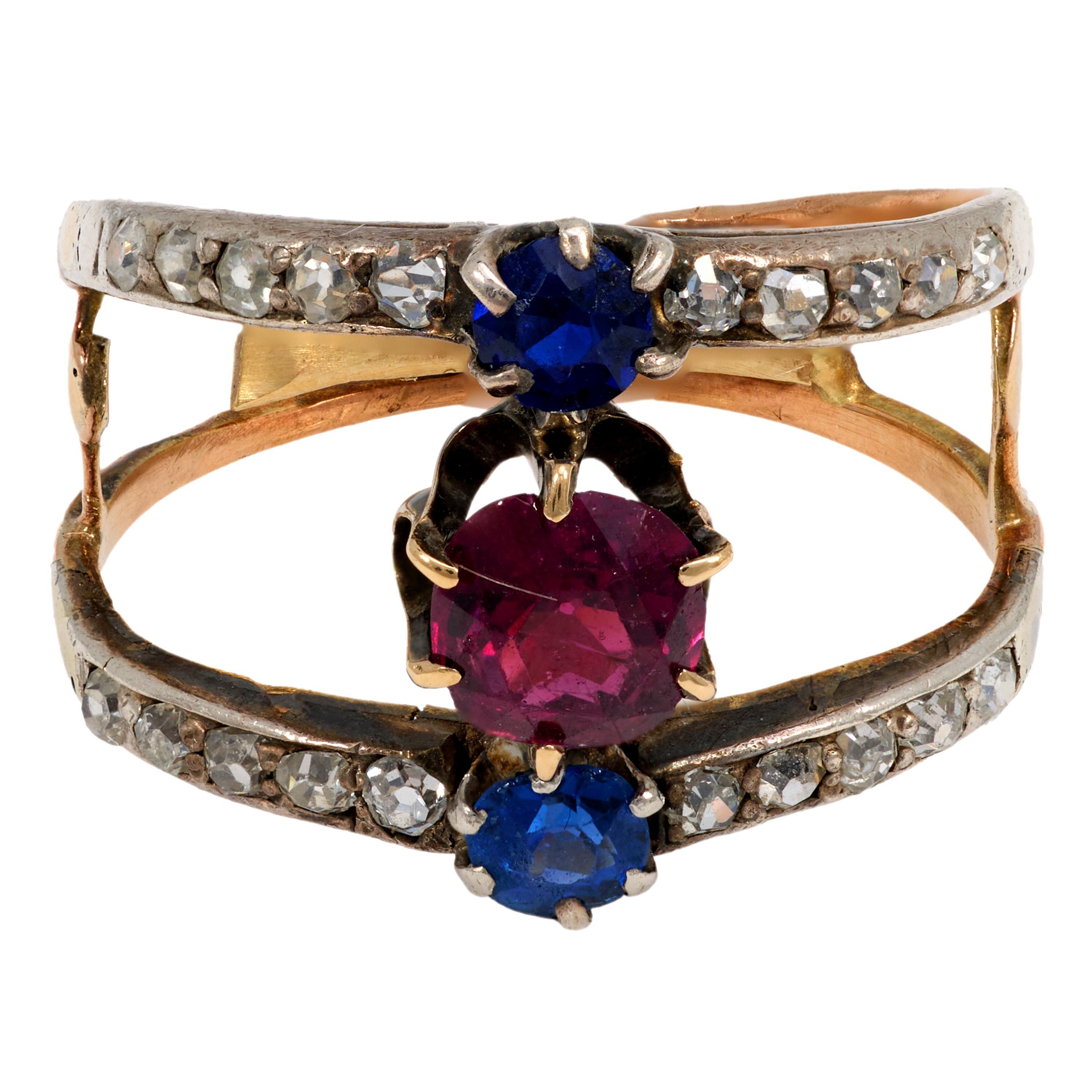 Cushion Cut Victorian spinel sapphire diamond 18k yellow gold and silver 2 band ring For Sale