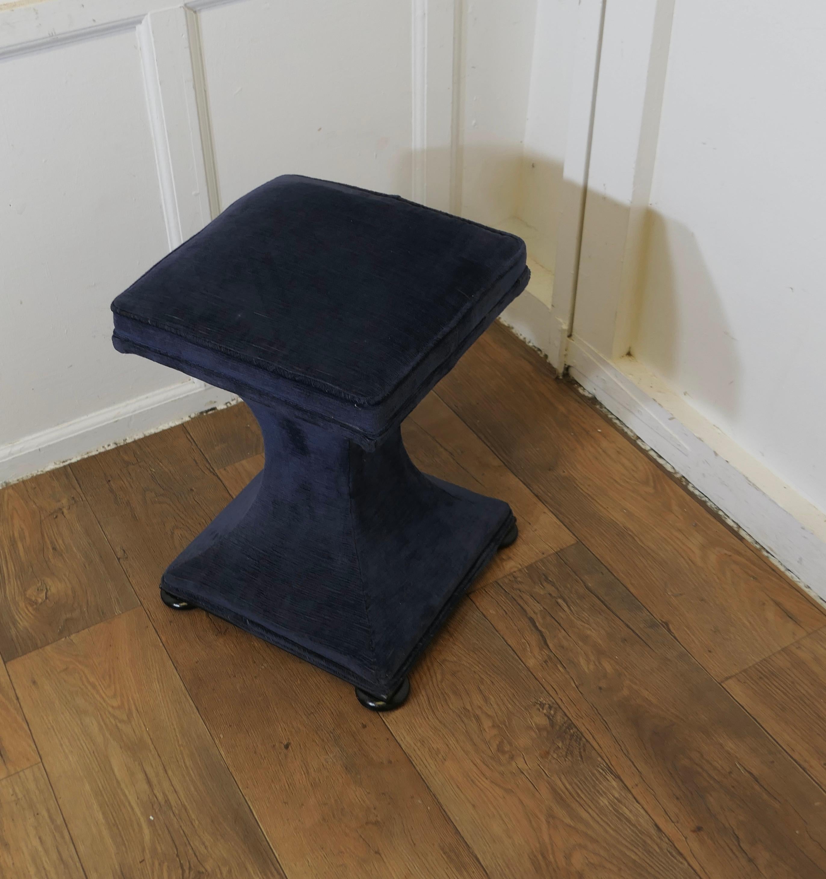 Victorian Square Upholstered Waisted Stool In Good Condition For Sale In Godshill, Isle of Wight