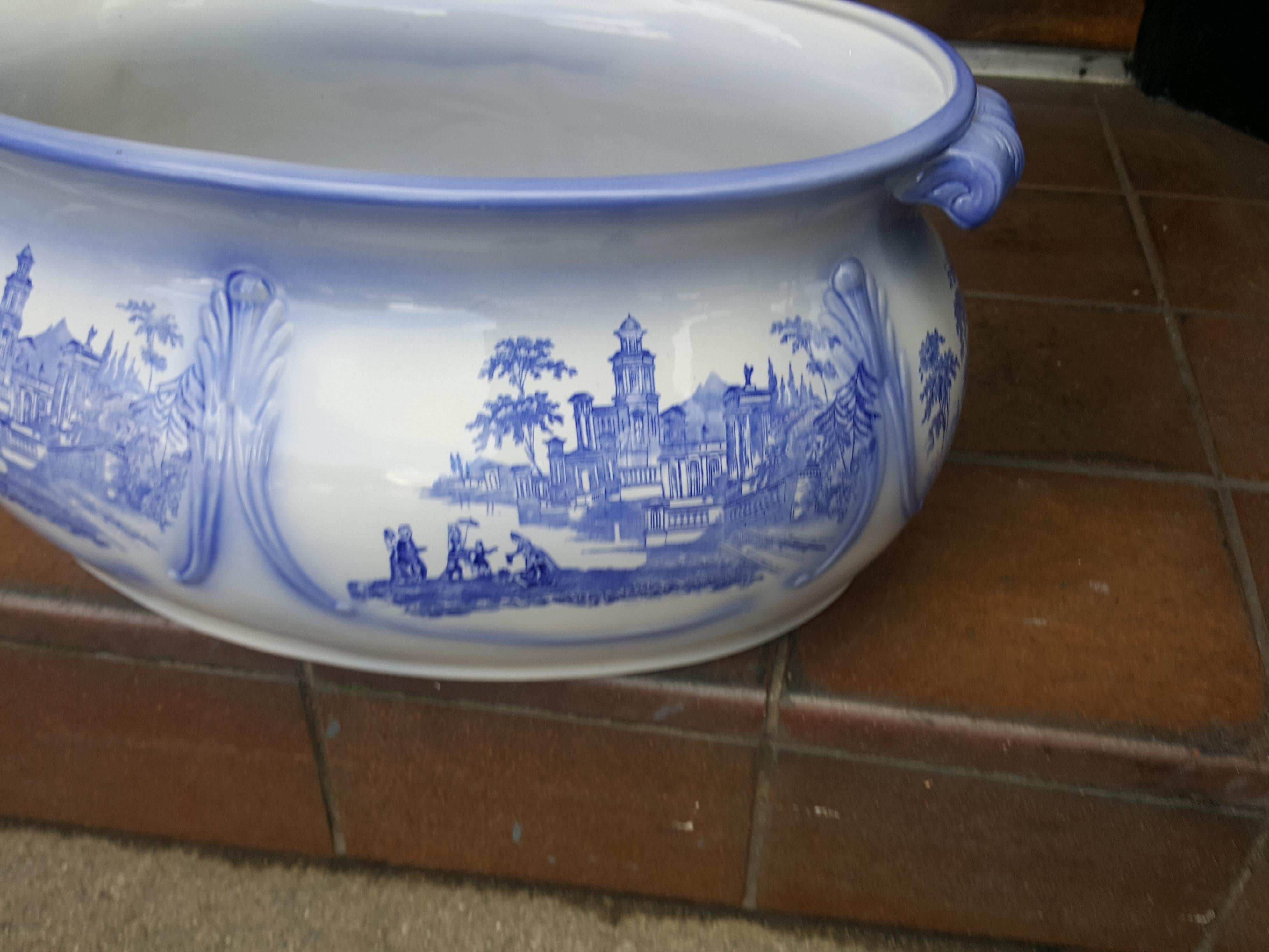 English Victorian Staffordshire Planter