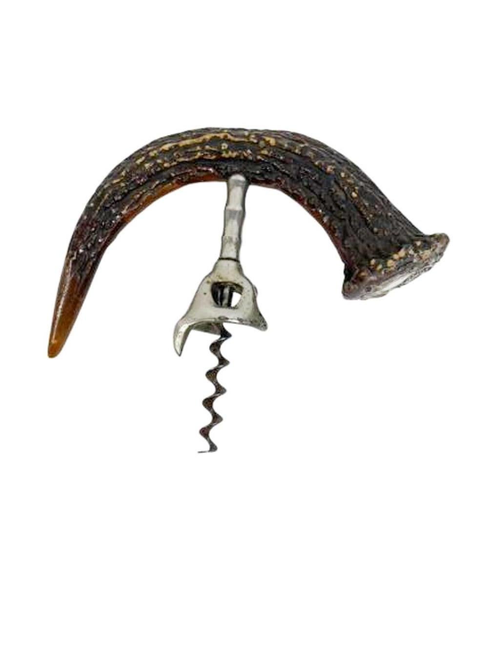 Victorian Stag Horn Corkscrew with a Large Curved Antler Handle In Good Condition For Sale In Nantucket, MA