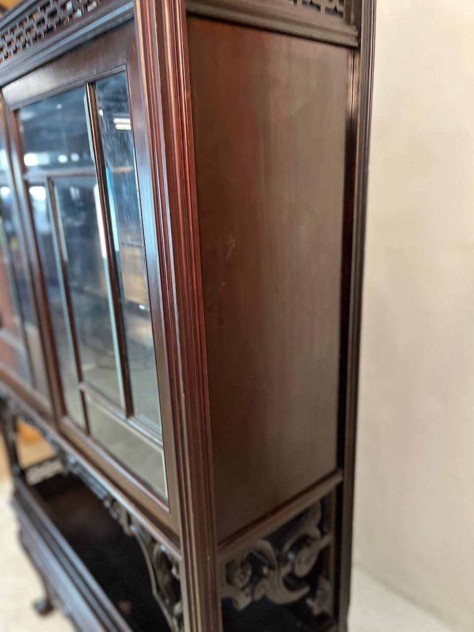 Victorian Standing Vitrine / Display Cabinet For Sale 4