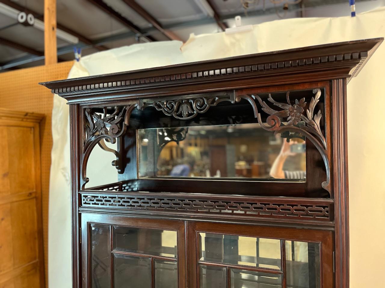 Late Victorian Victorian Standing Vitrine / Display Cabinet For Sale