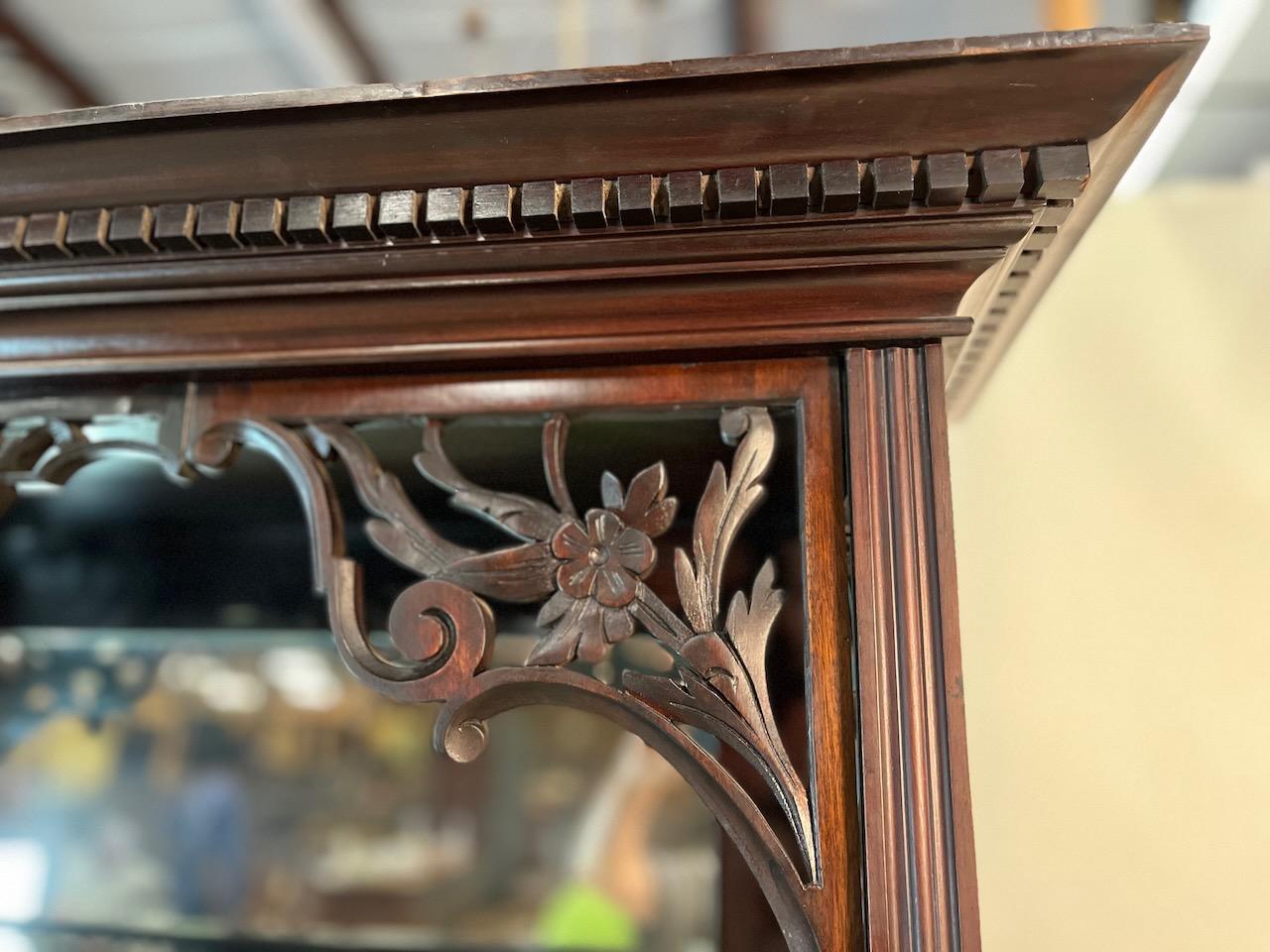 English Victorian Standing Vitrine / Display Cabinet For Sale