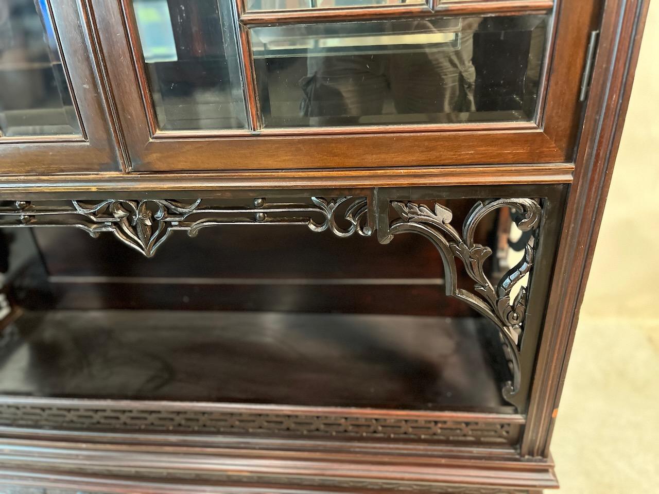 Mahogany Victorian Standing Vitrine / Display Cabinet For Sale