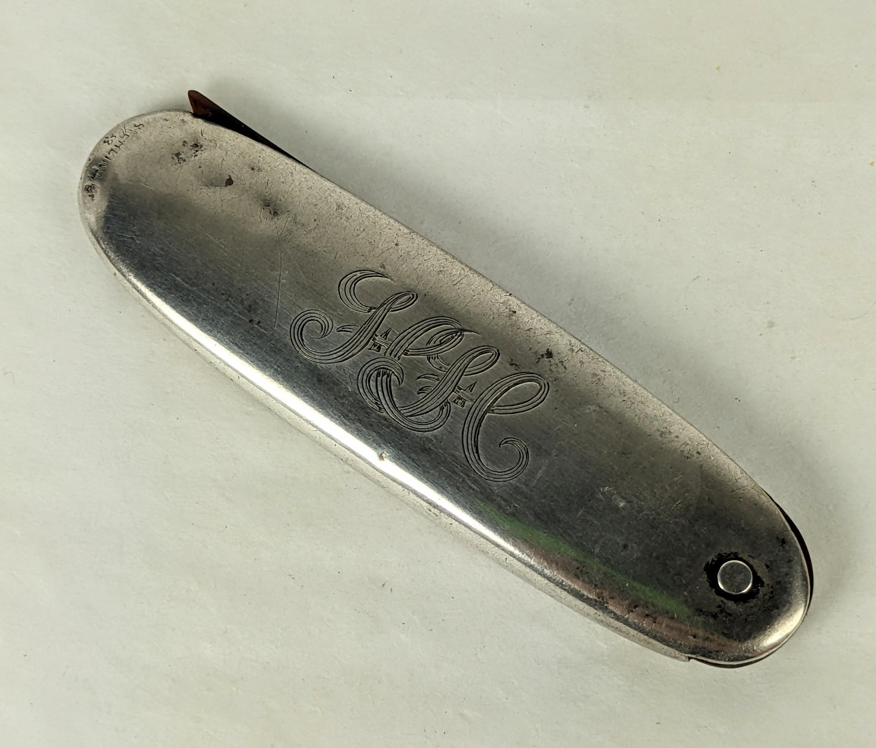 Victorian Sterling Beard Comb In Good Condition For Sale In New York, NY