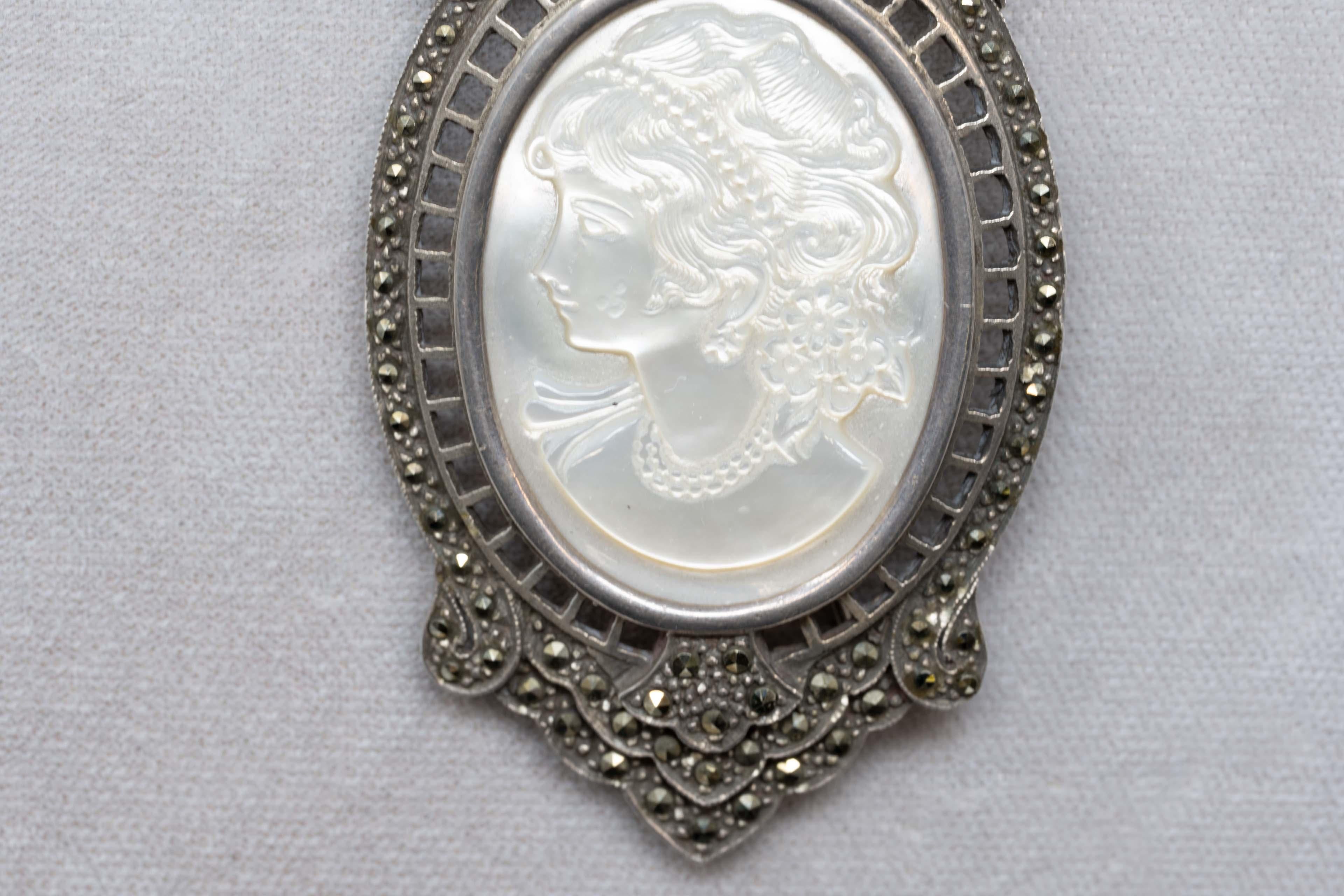 Victorian Sterling Pendant Carved Lady Figure and Marcasite In Good Condition For Sale In Montreal, QC