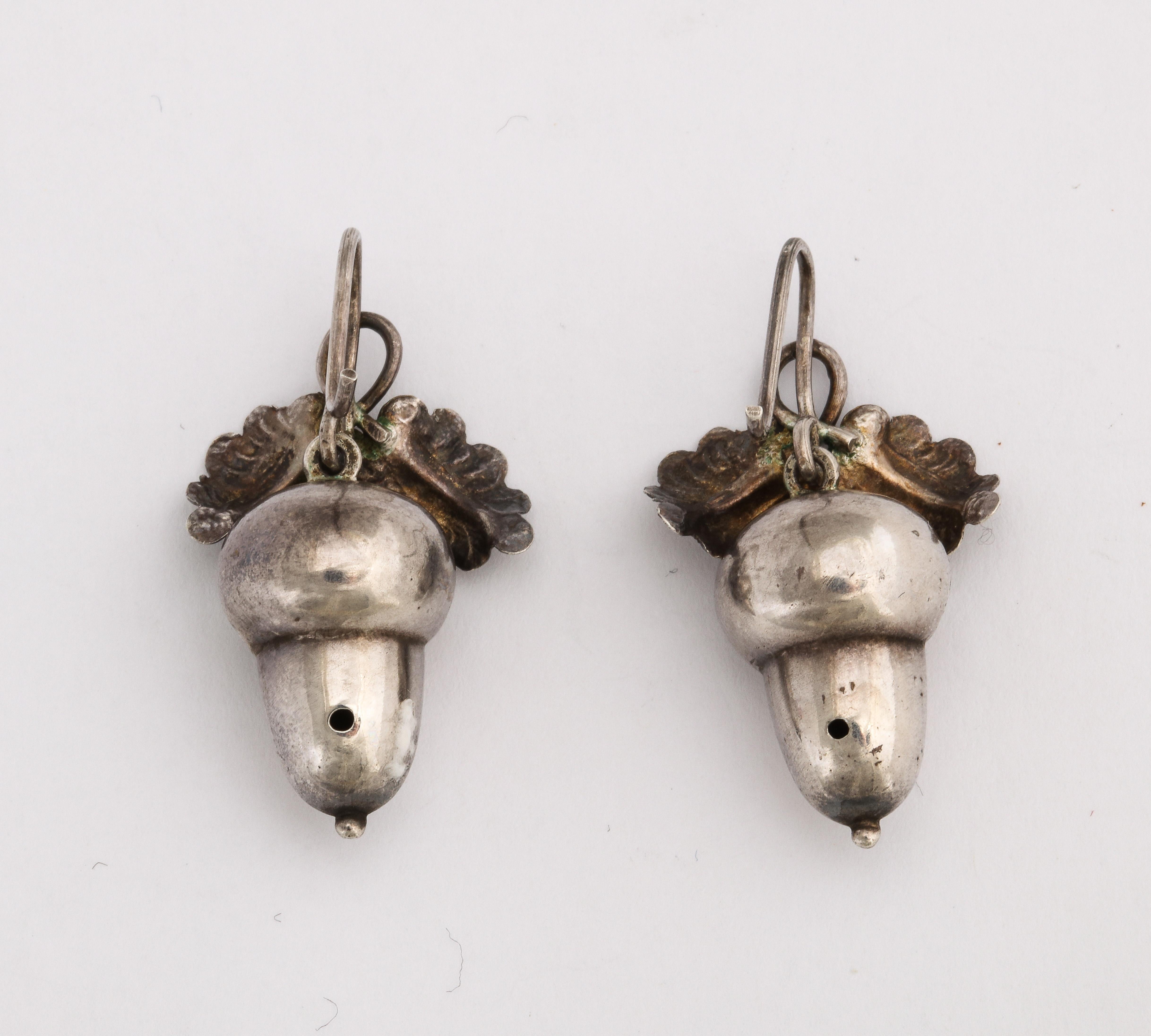 Victorian Sterling Silver Acorn Earrings In Excellent Condition In Stamford, CT