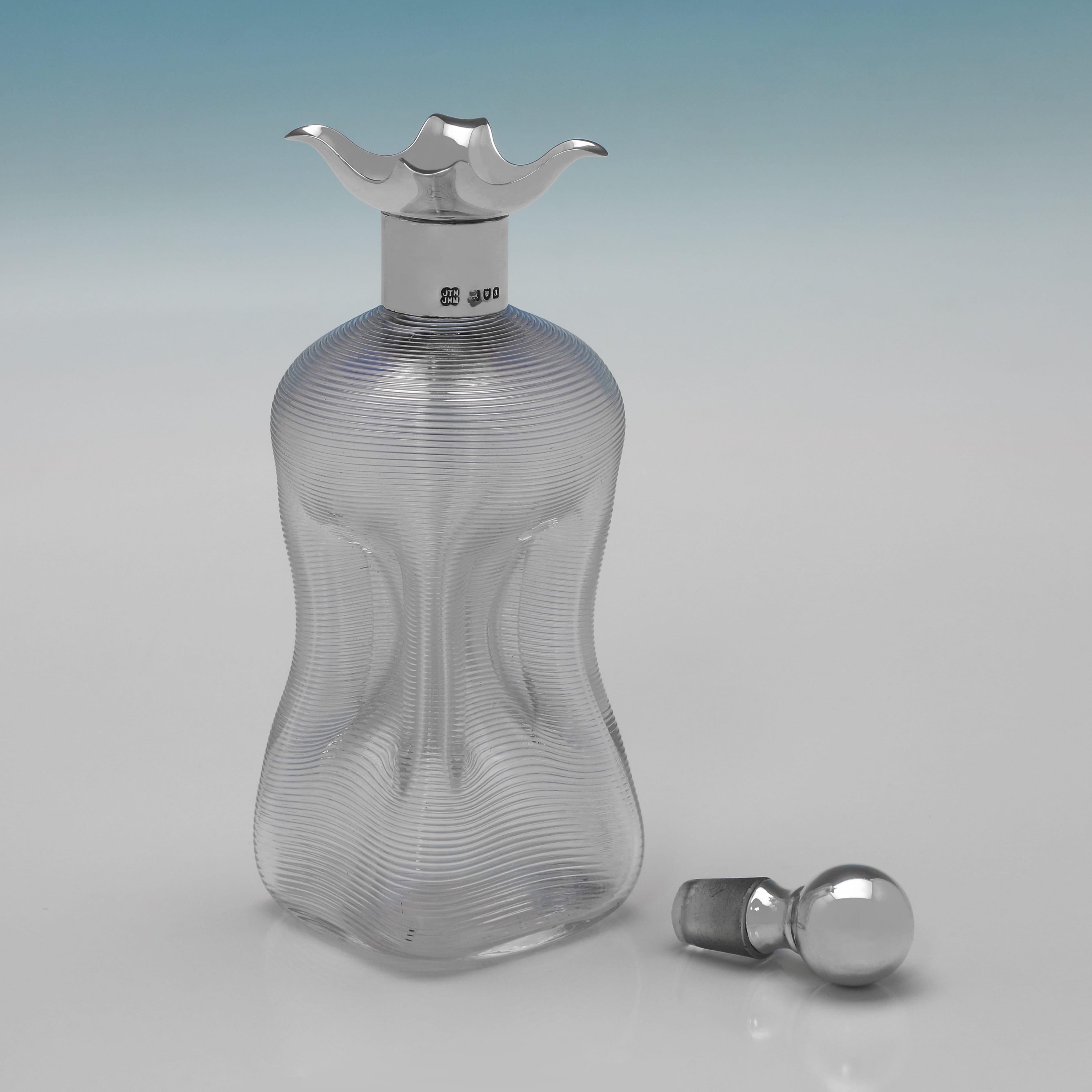 Carafe à décanter victorienne en argent et verre par Heath & Middleton 1896 Bon état - En vente à London, London