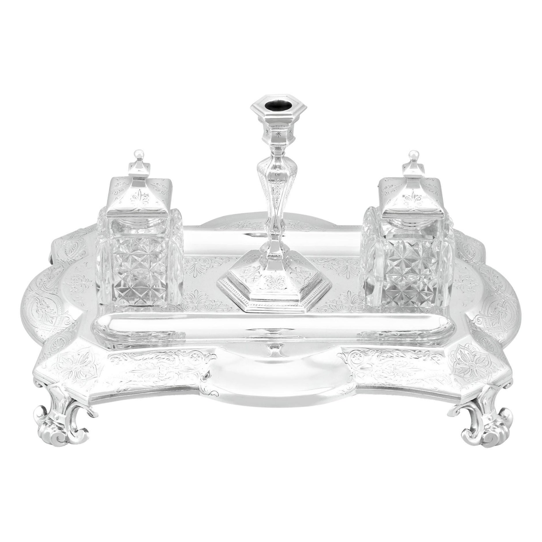Porte-encens / pupitre victorien en argent et verre