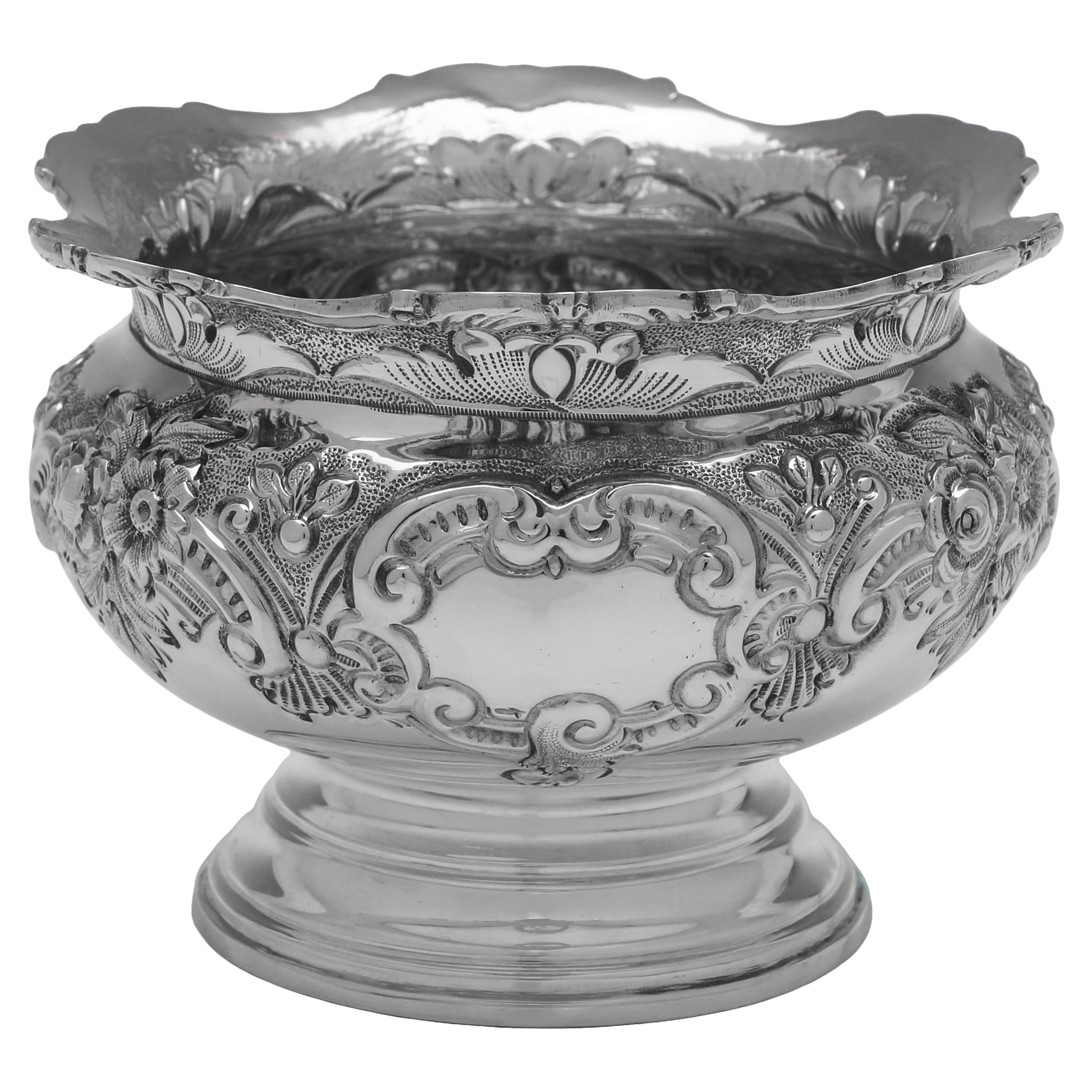 Ciotola vittoriana in argento sterling realizzata a Chester nel 1900