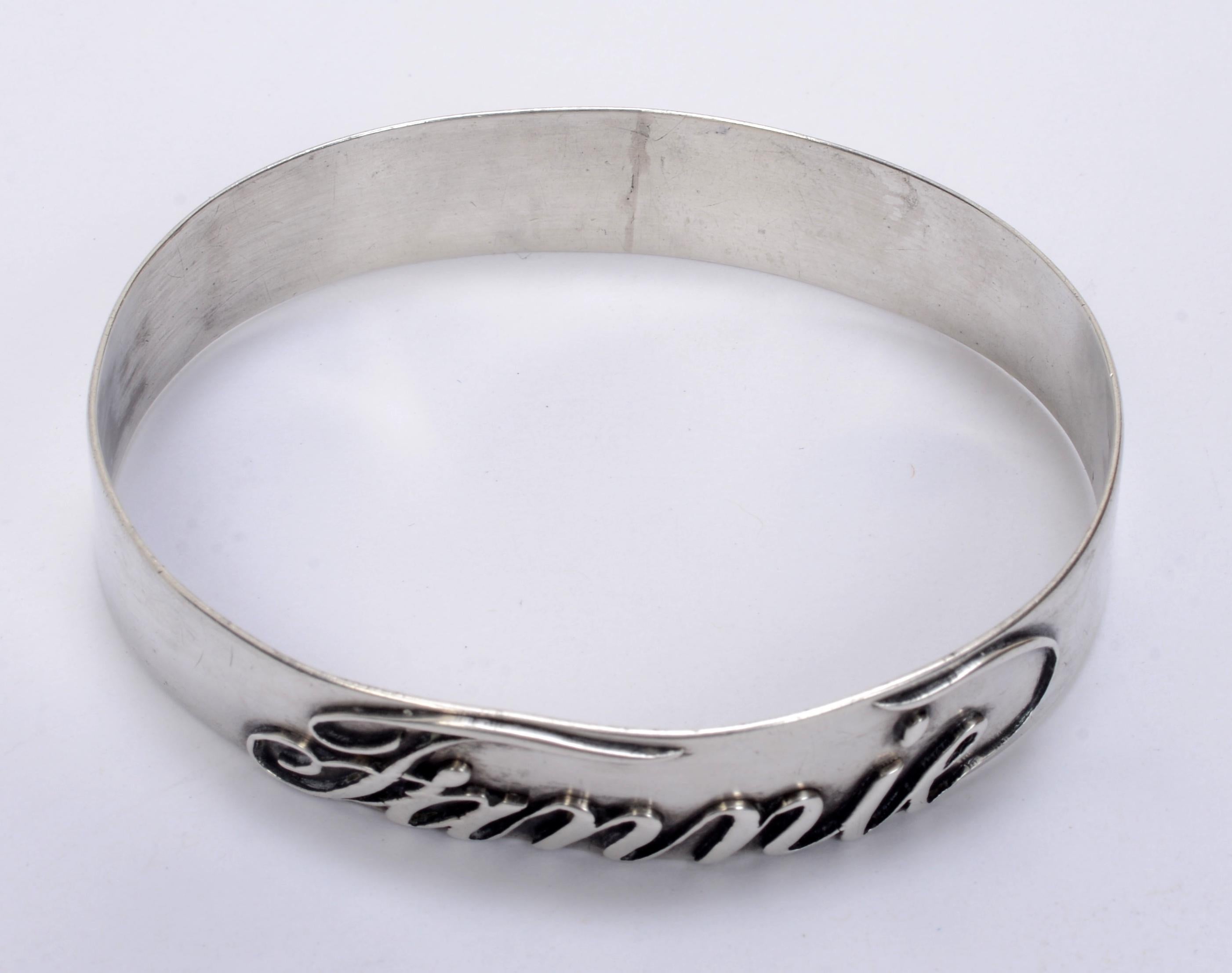 fortis fortuna adiuvat ring