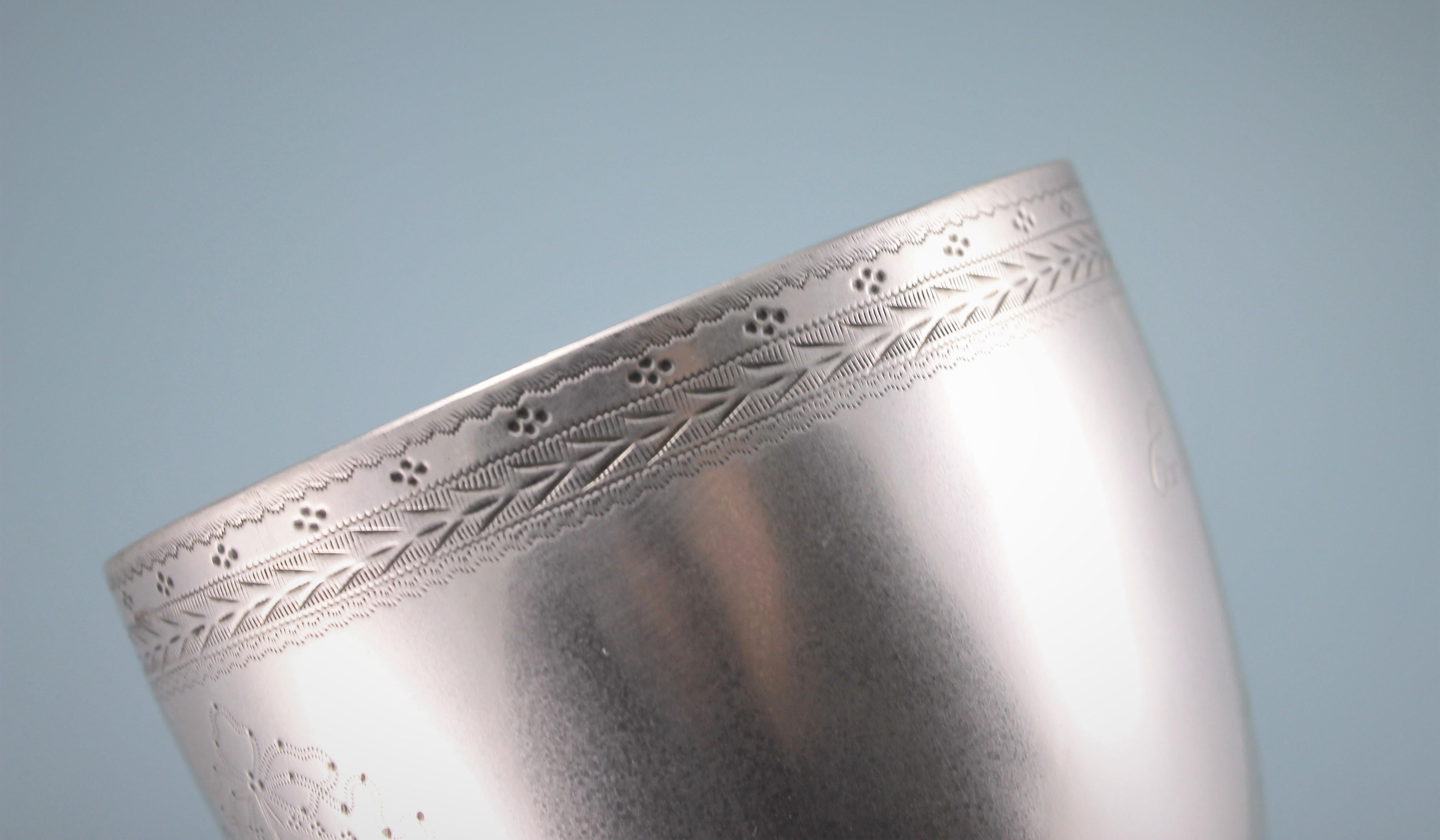 Victorian Sterling Silver Cup on Hexagonal Foot, London, 1869 For Sale 4