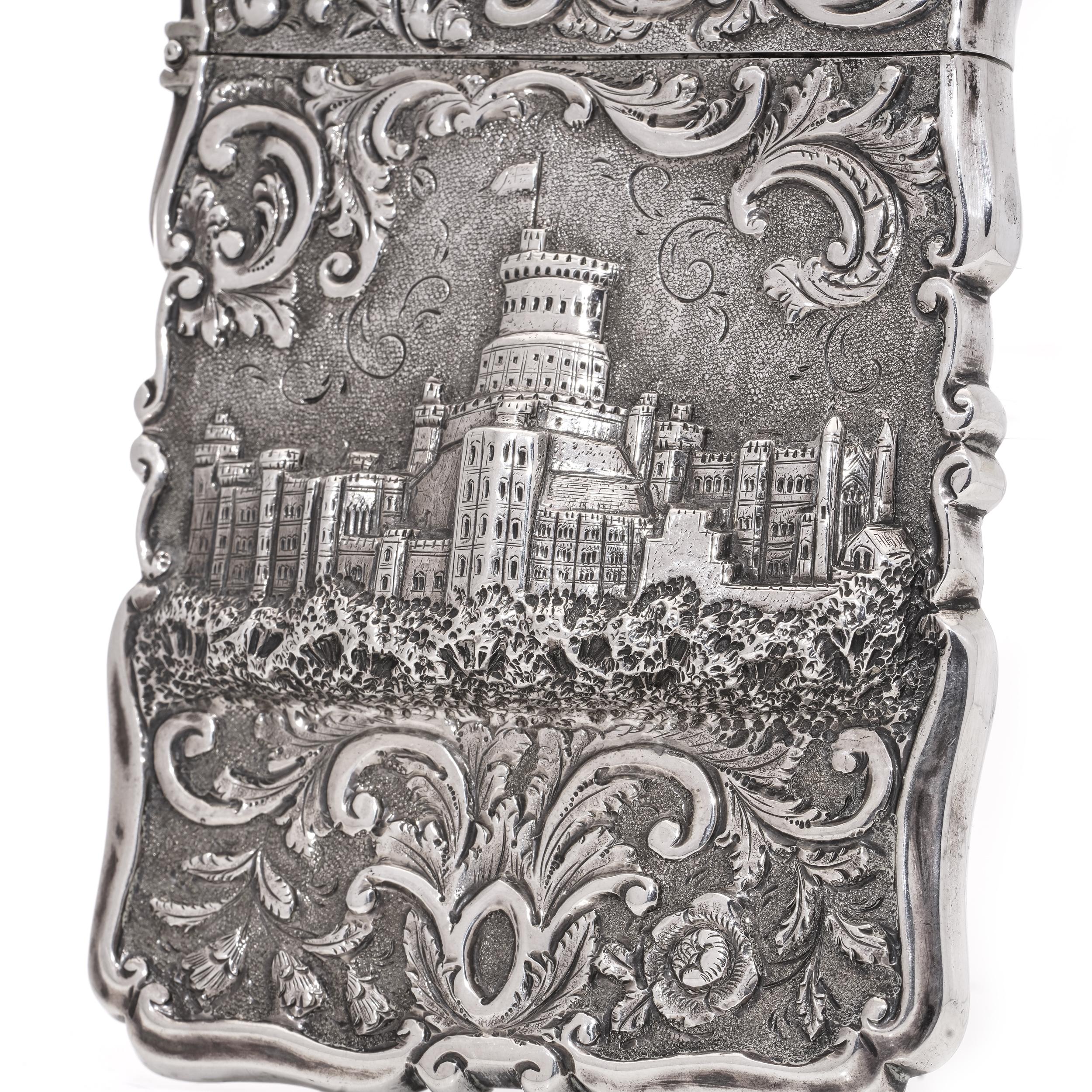 Embossed Victorian sterling silver embossed card case, featuring Windsor castle For Sale