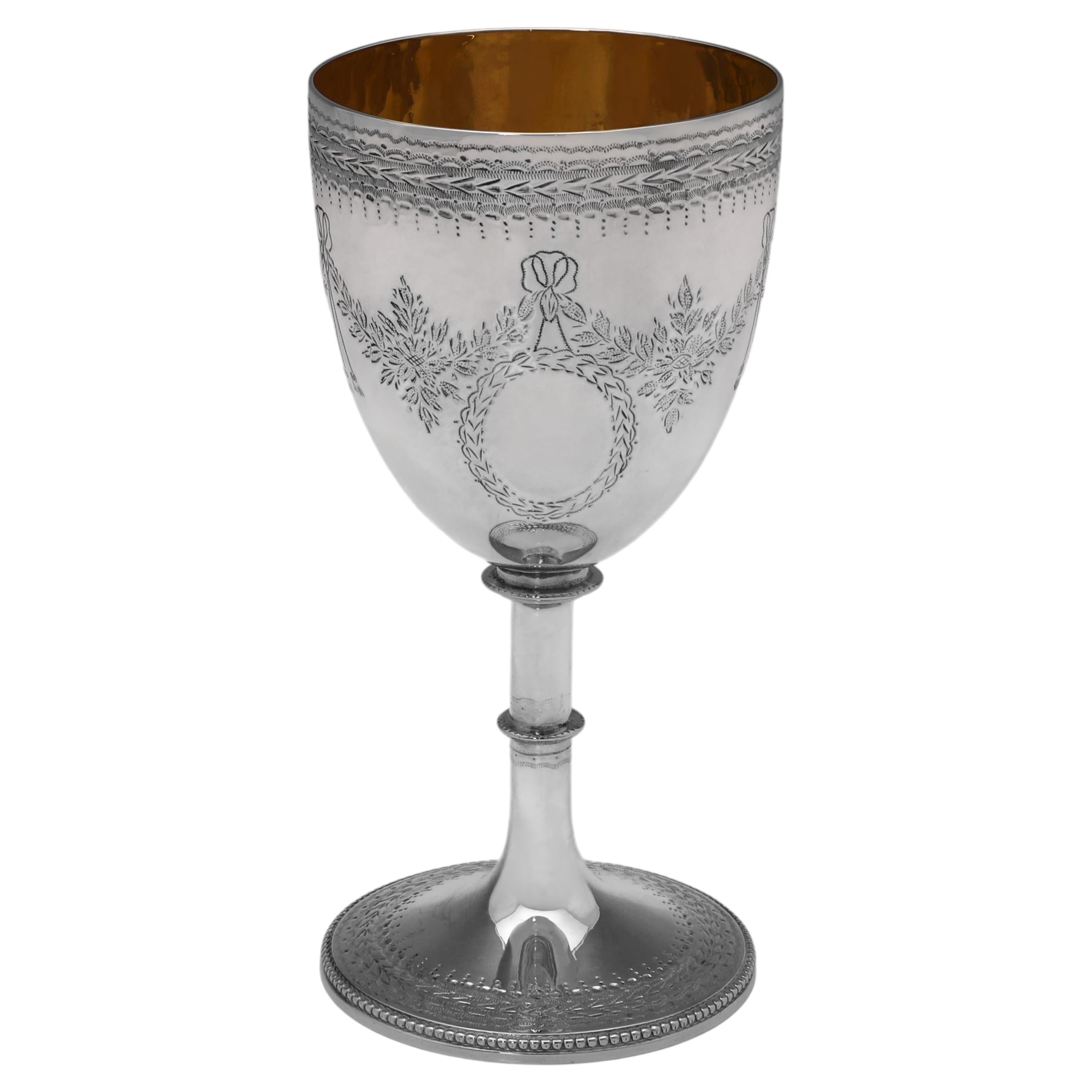 Copa victoriana de plata de ley grabada, Robert Harper, Londres 1859 en venta