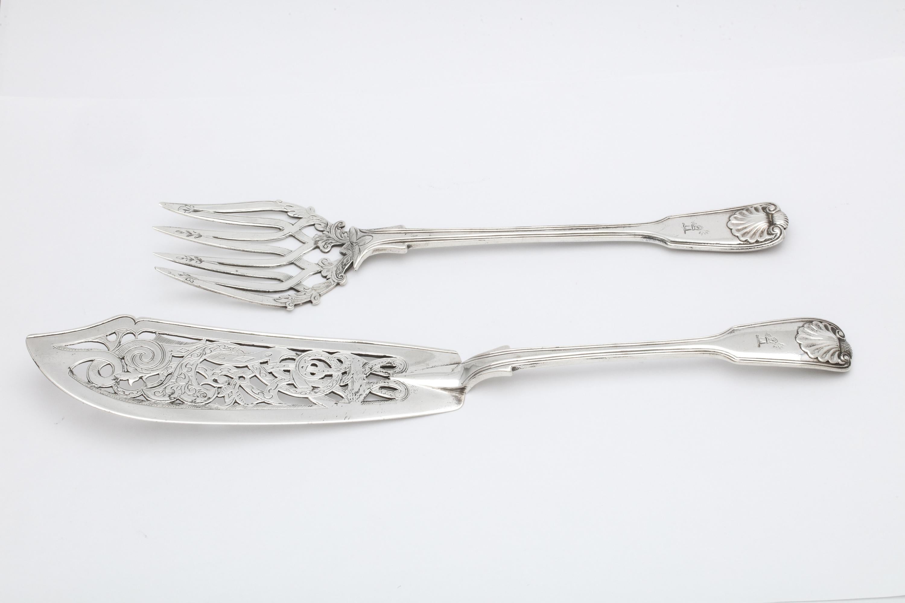 Victorian Sterling Silver Fish Serving Set In Excellent Condition In New York, NY