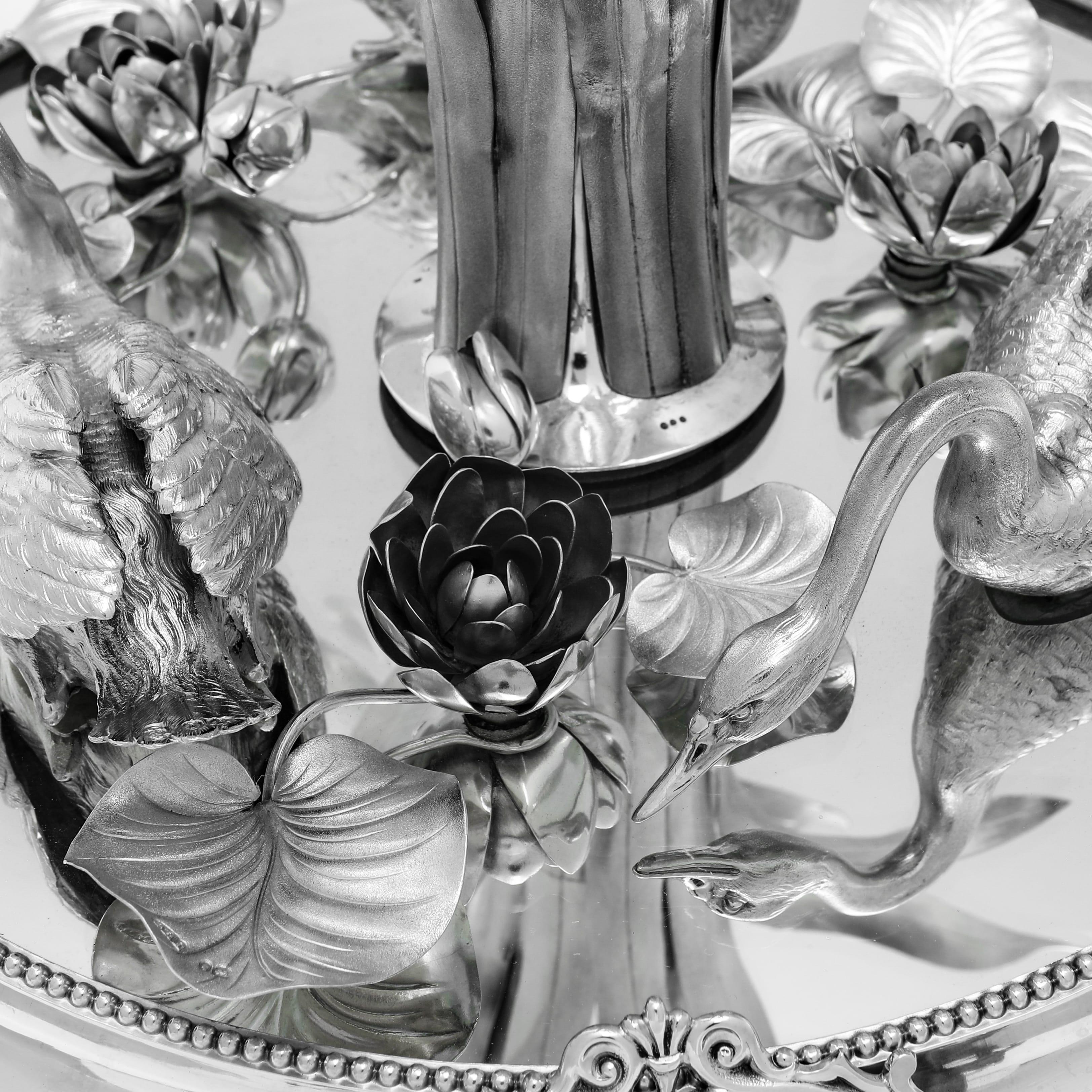 Viktorianischer naturalistischer Tafelaufsatz aus Sterlingsilber und Glas von Elkington, 1859 im Angebot 6