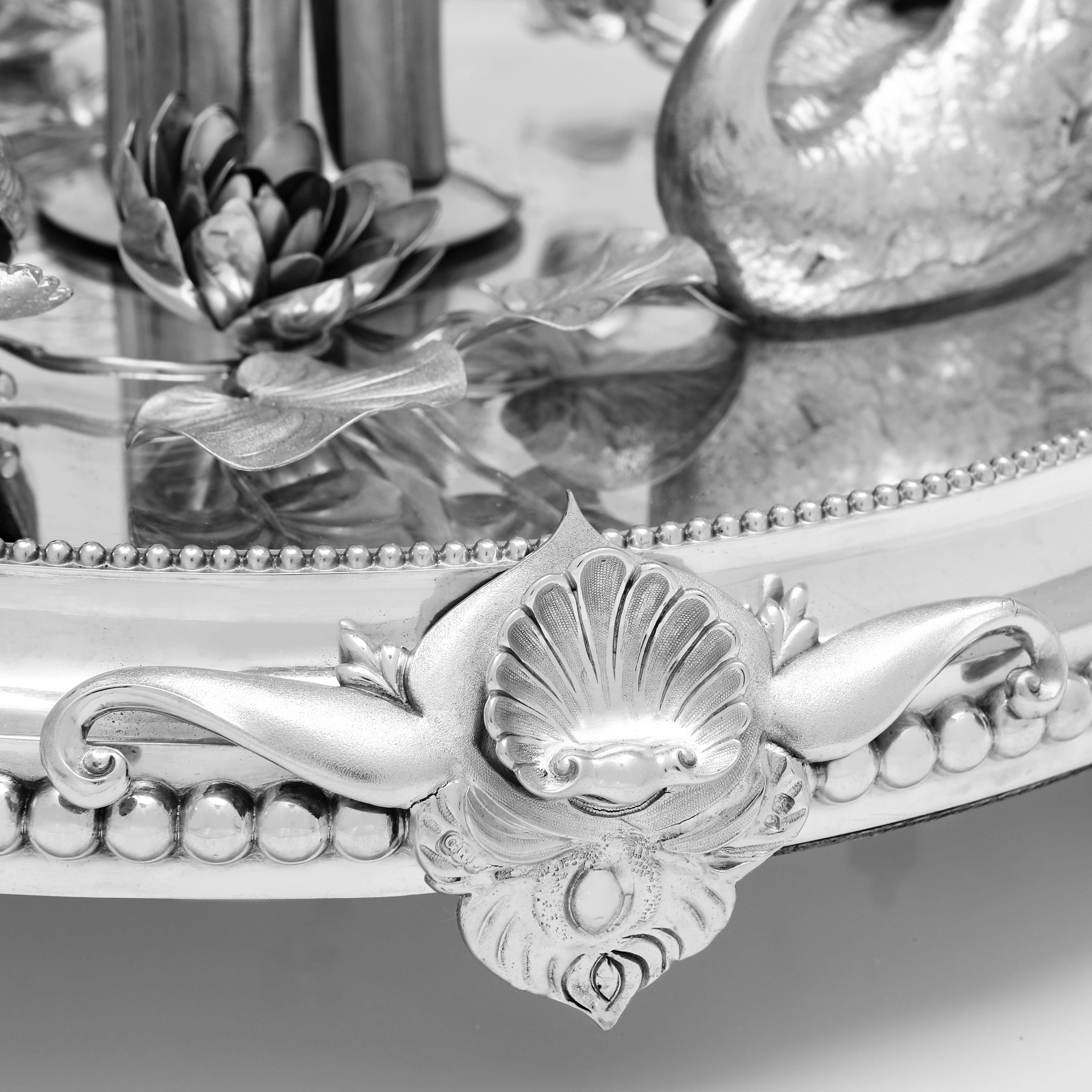 Viktorianischer naturalistischer Tafelaufsatz aus Sterlingsilber und Glas von Elkington, 1859 im Angebot 8