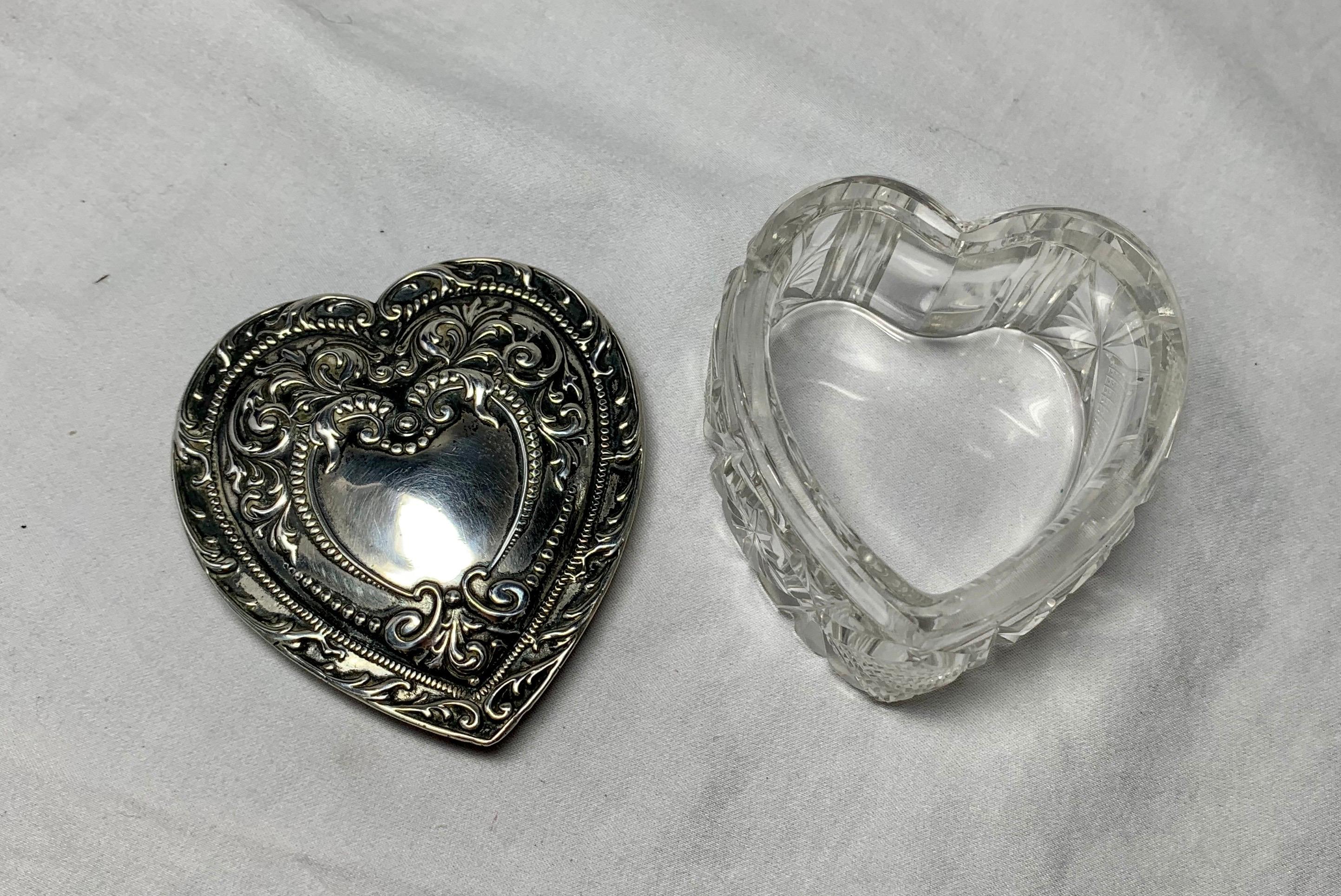 silver heart shaped jewelry box