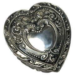Antique Victorian Sterling Silver Heart Box Jewelry Dresser Pill Patch Box