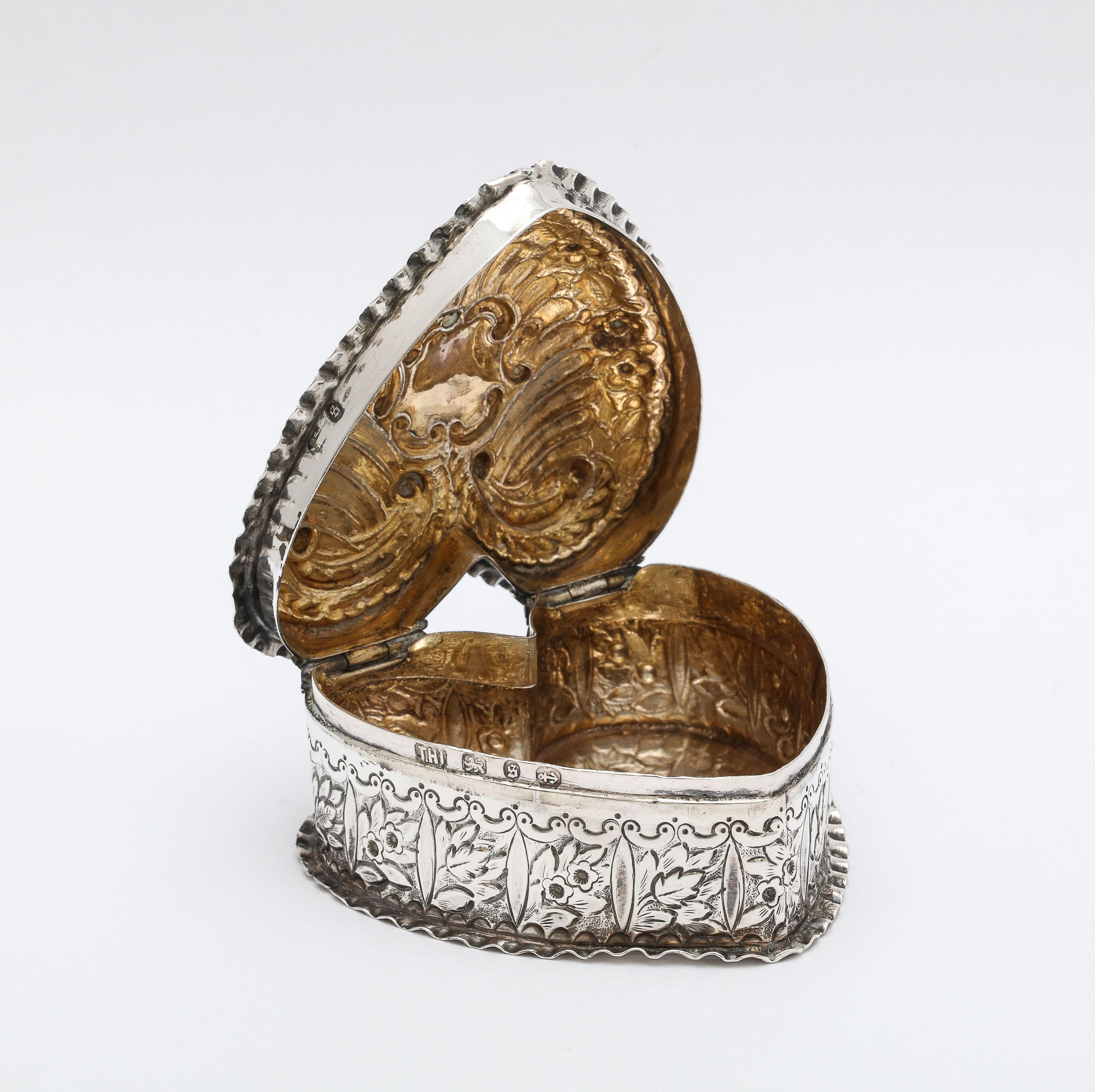 Victorian Sterling Silver Heart-Form Trinkets Box with Hinged Lid 2