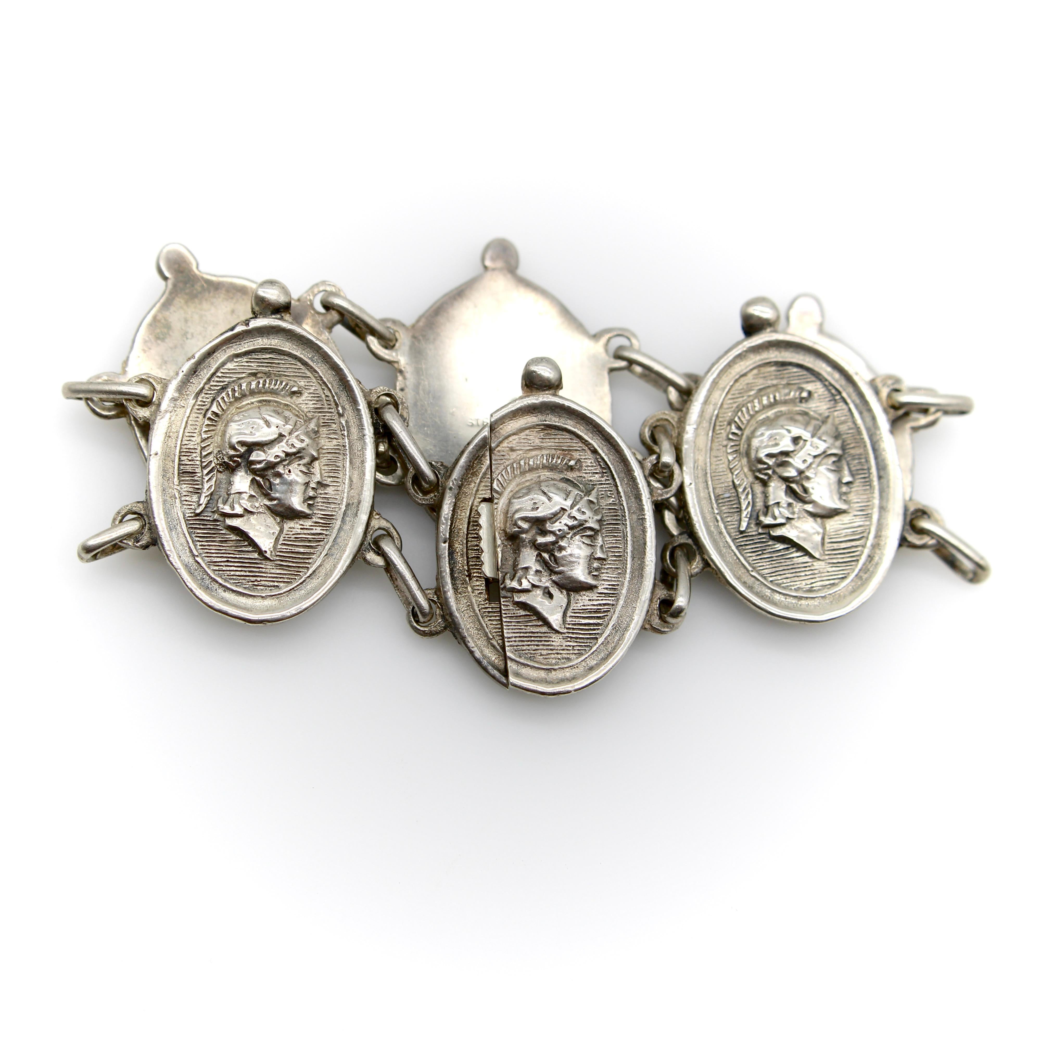 Viktorianisches Sterling Silber Homer Medaillon A Link-Armband im Angebot 1