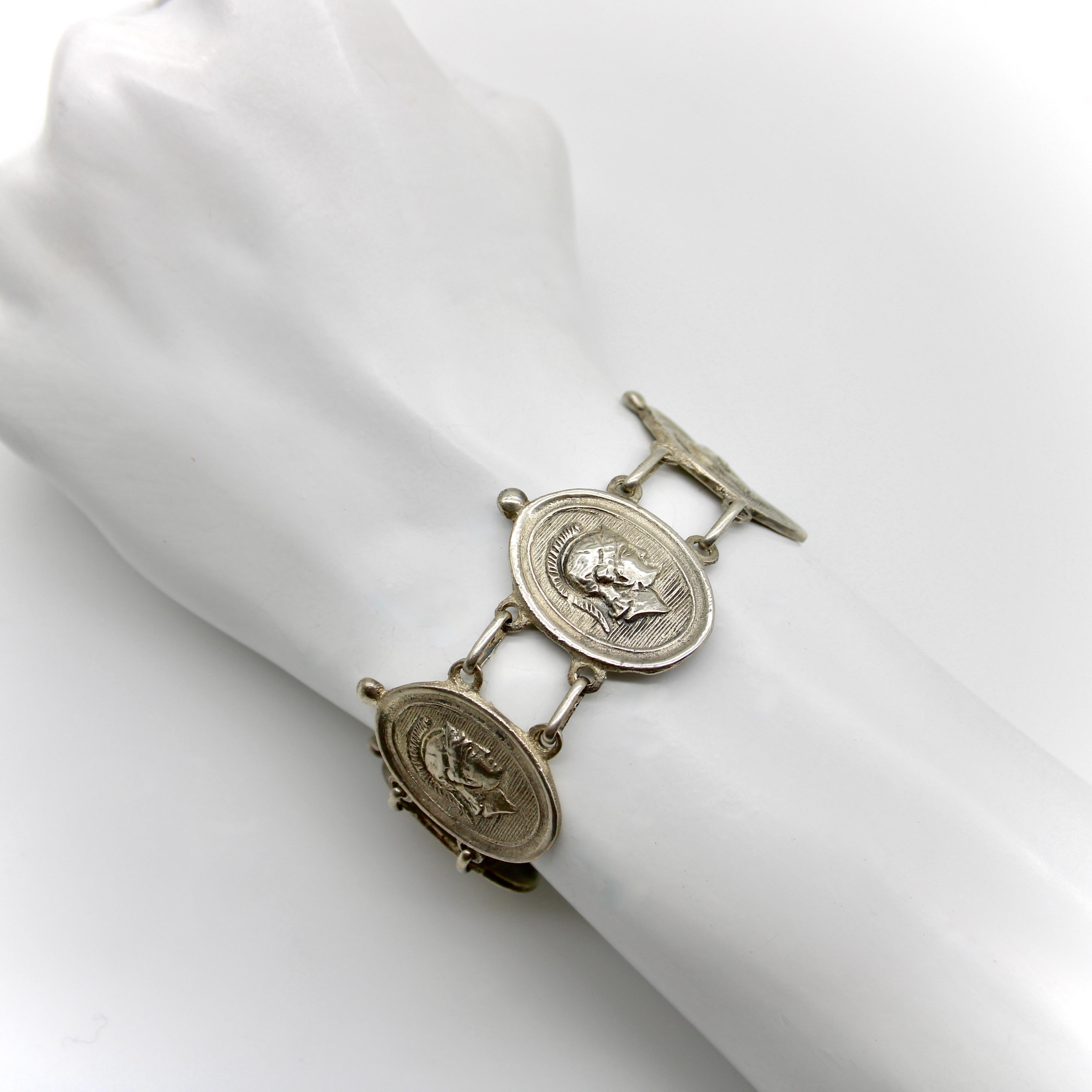 Viktorianisches Sterling Silber Homer Medaillon A Link-Armband im Angebot 3