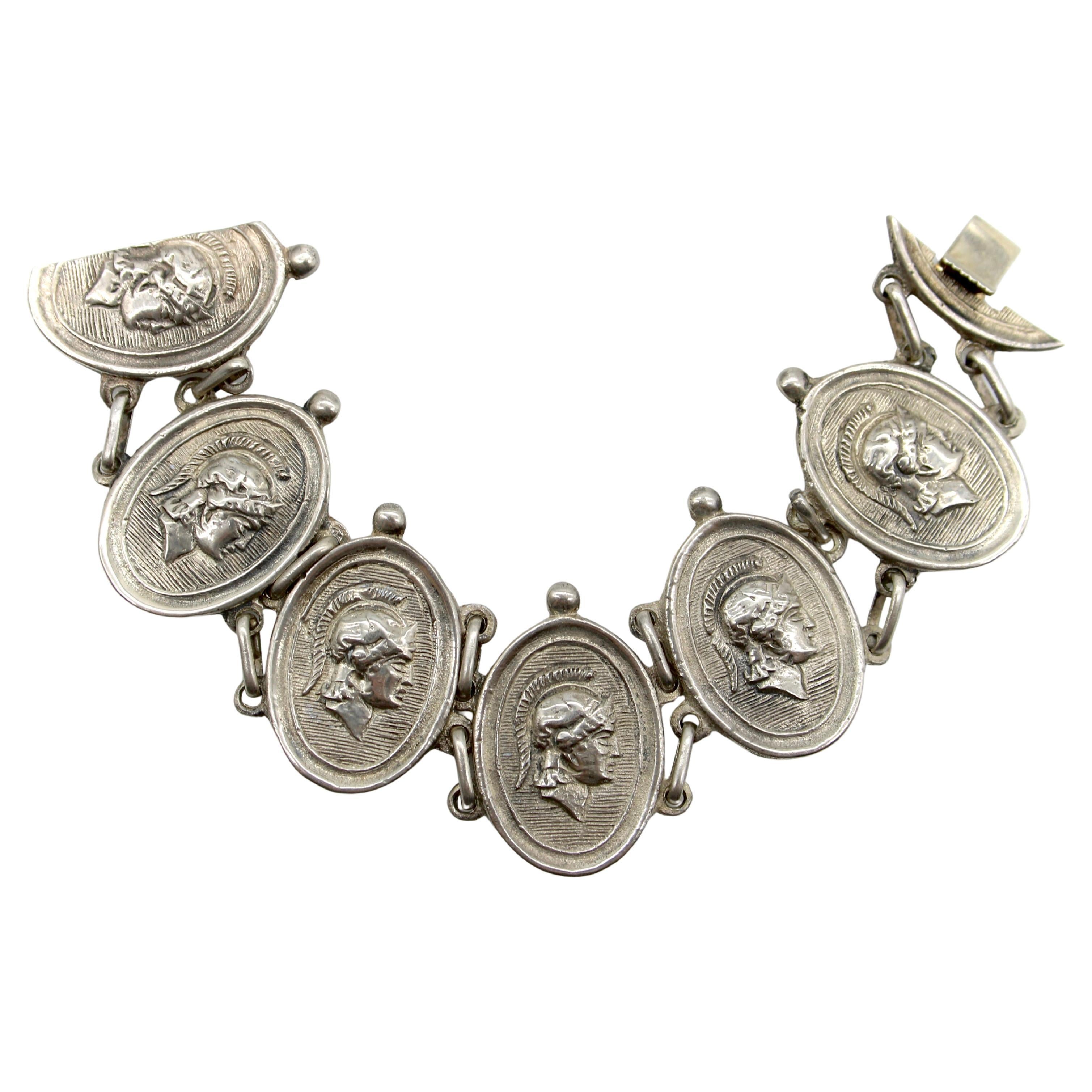Viktorianisches Sterling Silber Homer Medaillon A Link-Armband im Angebot