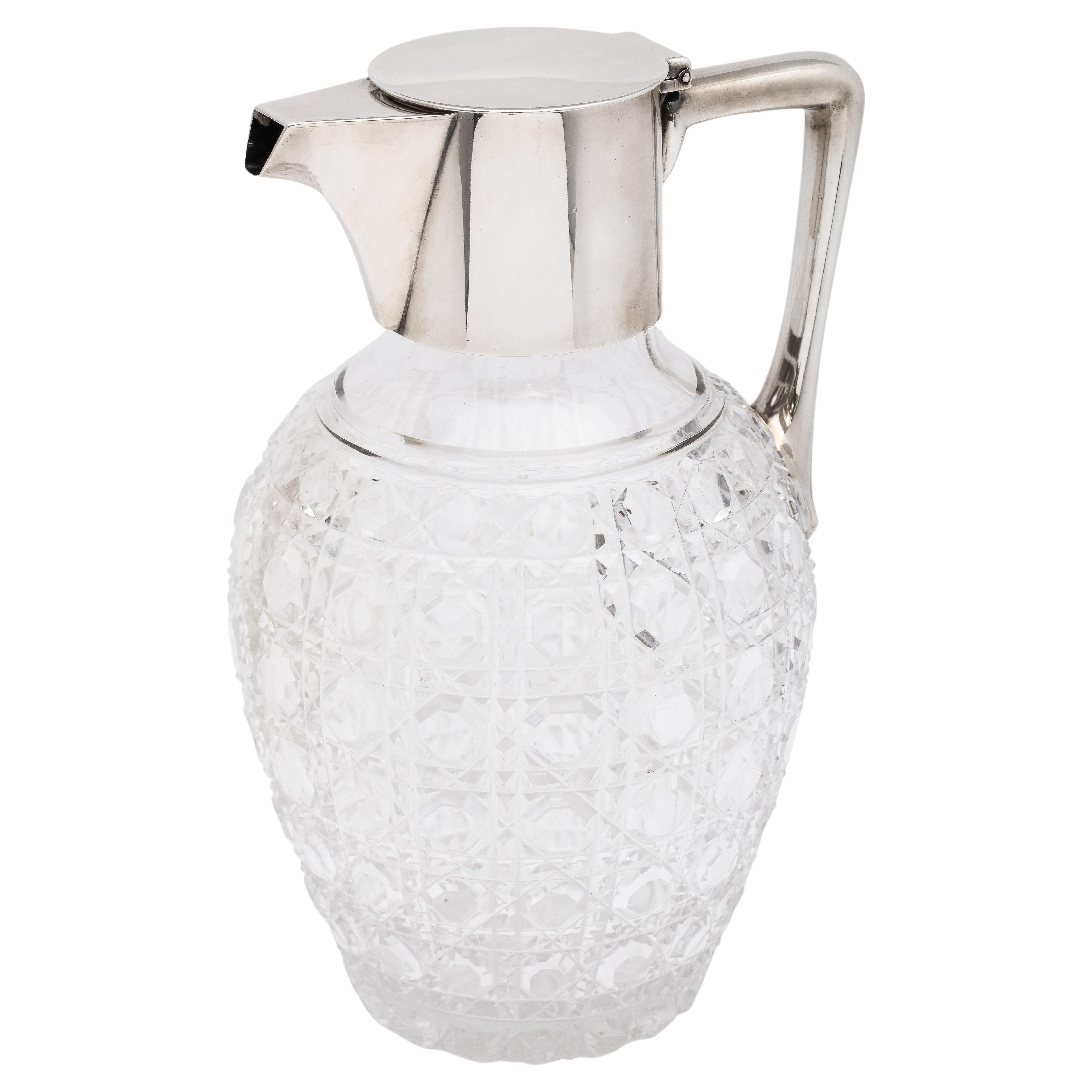 Jarra de clarete victoriana de plata de ley con tapa abatible y corte hobnail
