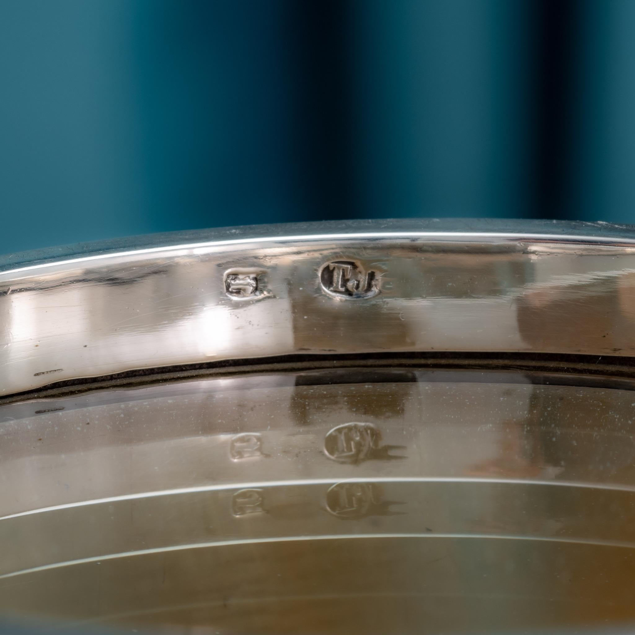 Victorian Sterling Silver Mounted Horn Beaker, Hallmarked London 1869 For Sale 4