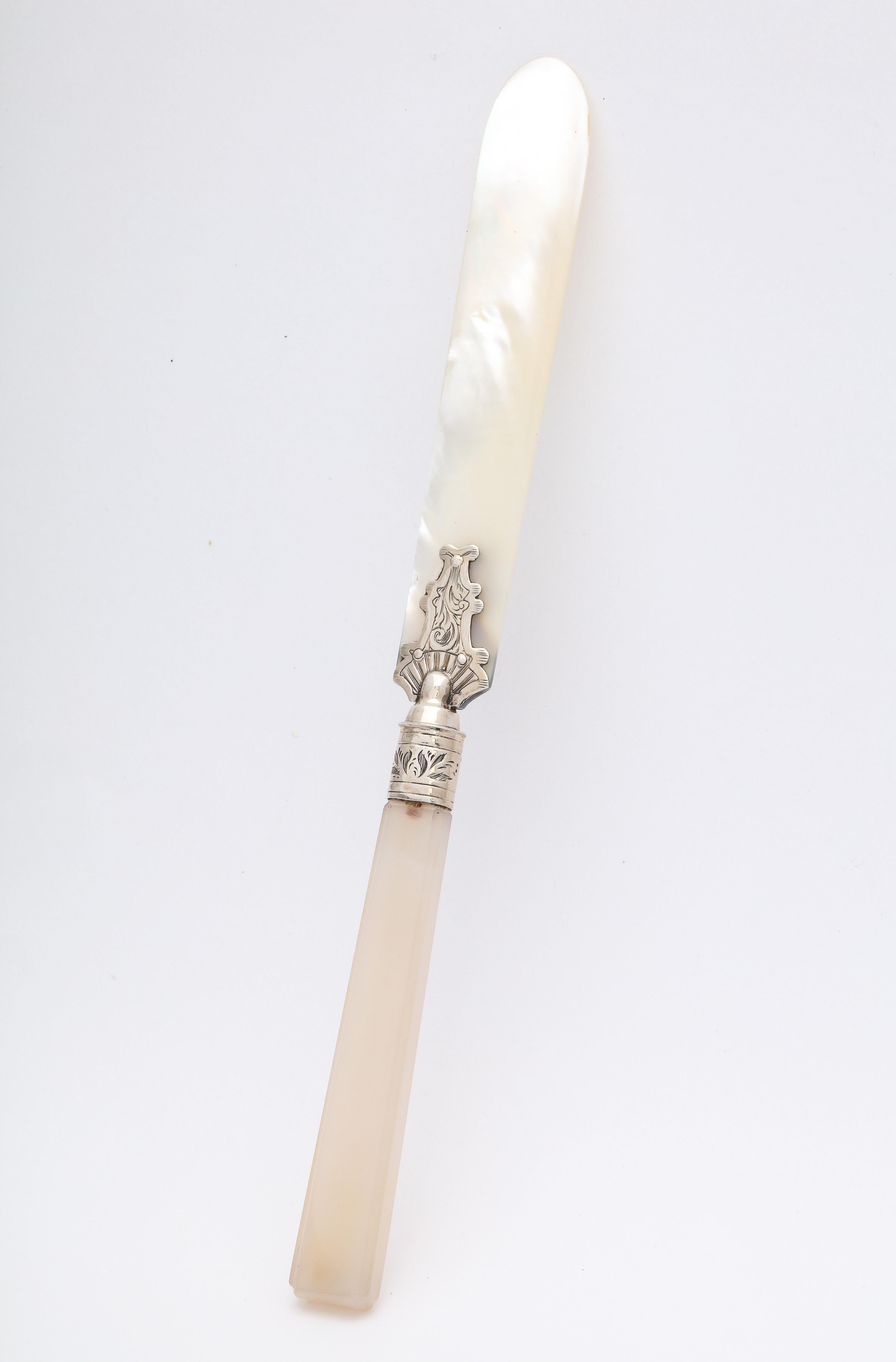 Victorian Sterling Silver-Mounted Mother of Pearl and Chalcedony Letter Opener 7