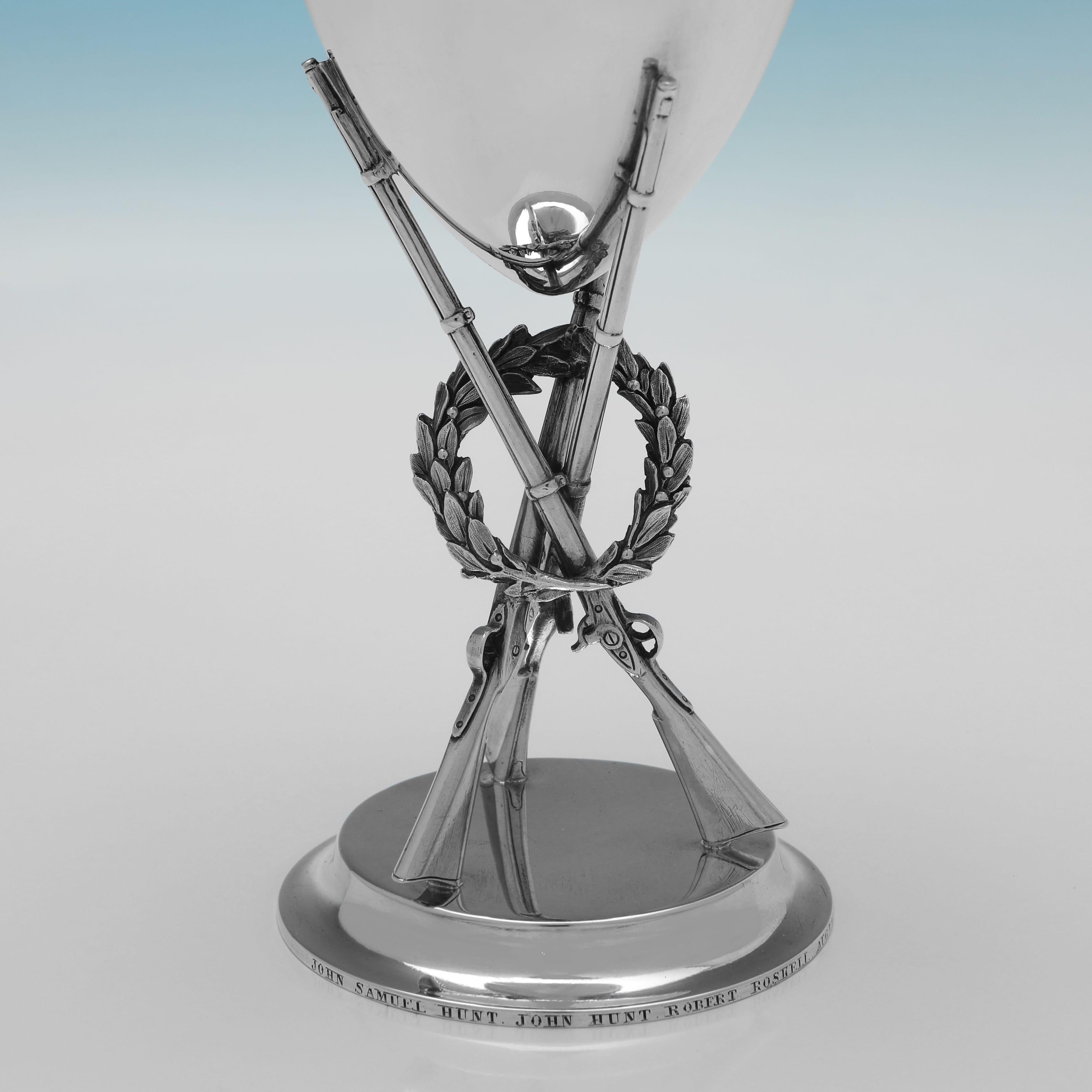 Vittoriano Calice da fucile vittoriano in argento Sterling di John Samuel Hunt del 1862 in vendita