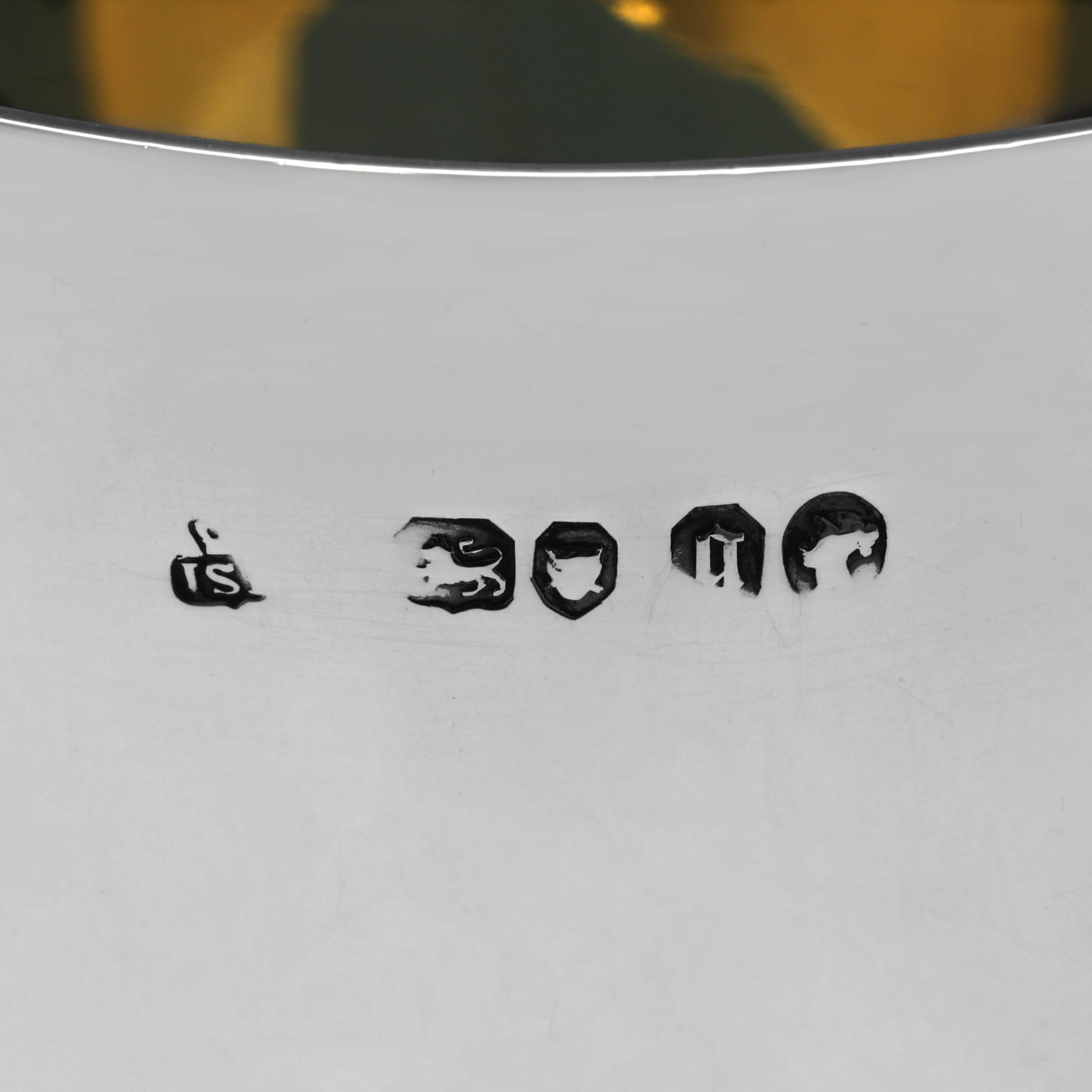 Calice da fucile vittoriano in argento Sterling di John Samuel Hunt del 1862 In condizioni buone in vendita a London, London