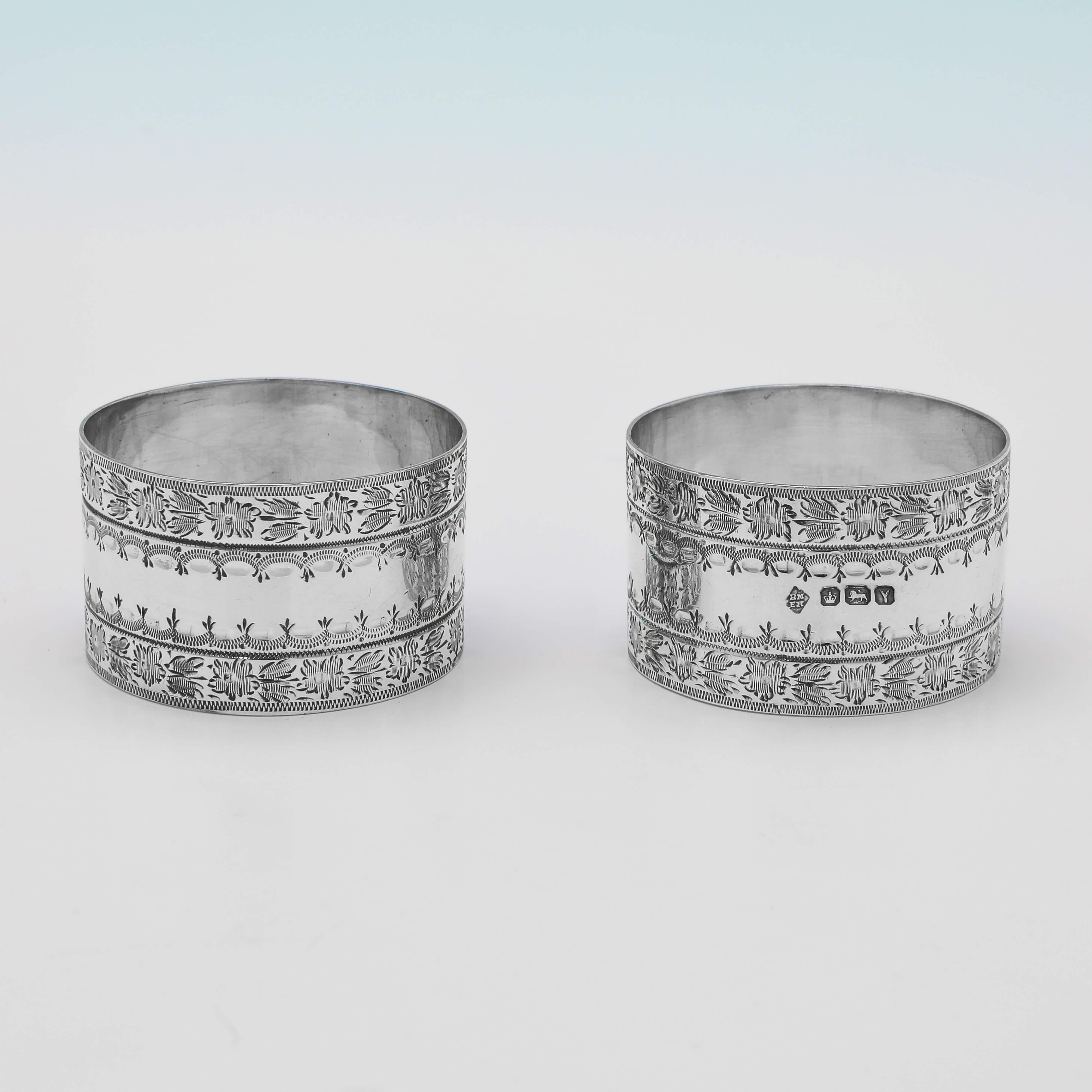 Victorian Sterling Silver Set of Napkin Rings in a Box, Sheffield 1891 In Good Condition In London, London
