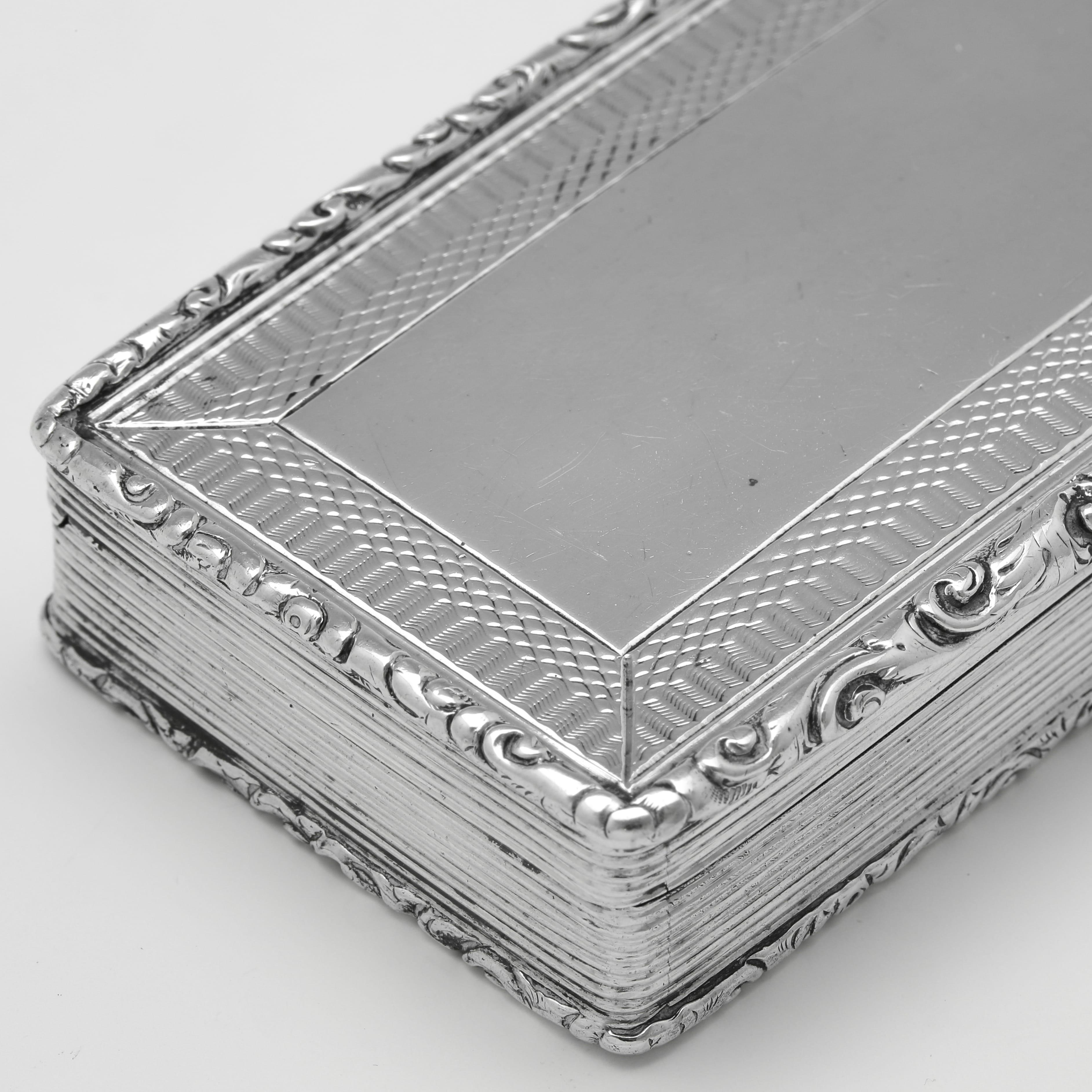 Inglese Tabacchiera vittoriana in argento sterling realizzata a Birmingham nel 1843 in vendita