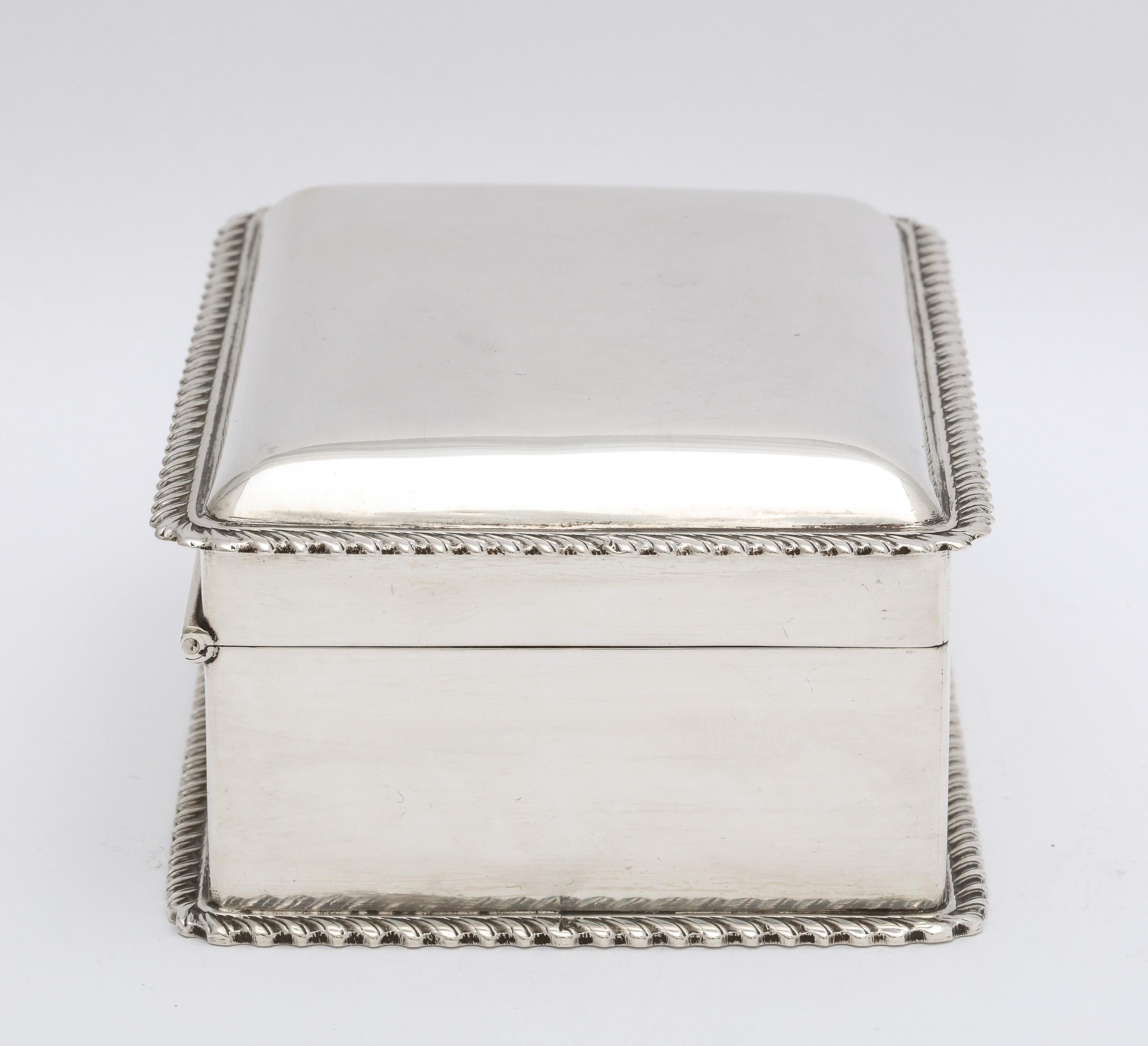 Victorian Sterling Silver Table/Trinkets Box with Hinged-Lid 2