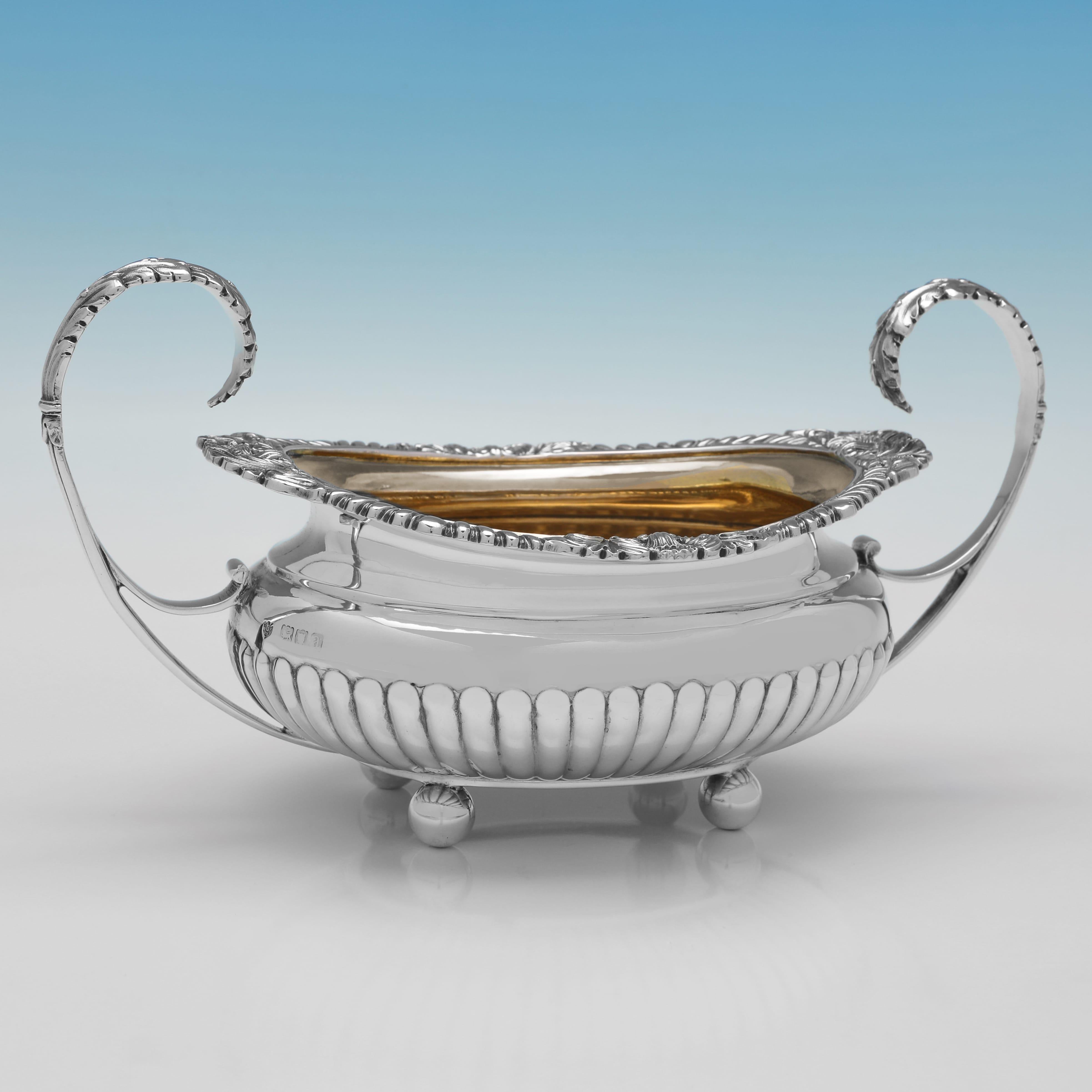 Argento 925 Servizio da tè e caffè vittoriano in argento sterling di Barnards realizzato a Londra nel 1896 in vendita