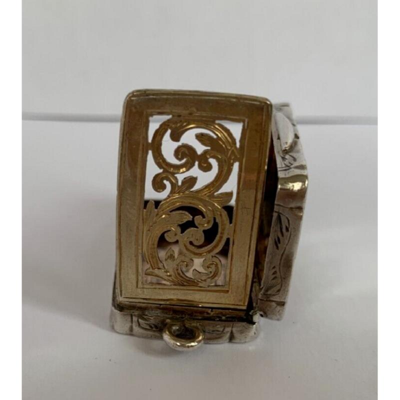 Victorian Sterling Silver Vinaigrette by George Unite & Sons, 1897 For Sale 1