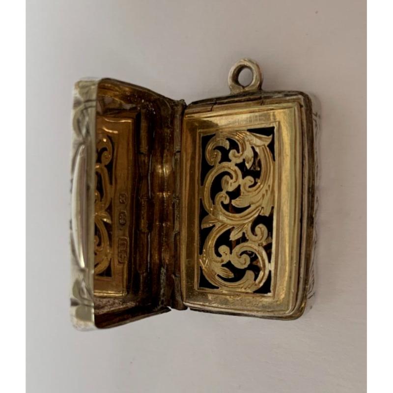 Victorian Sterling Silver Vinaigrette by George Unite & Sons, 1897 For Sale 3