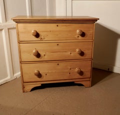 Victorian Stripped Pine Chest of Drawers