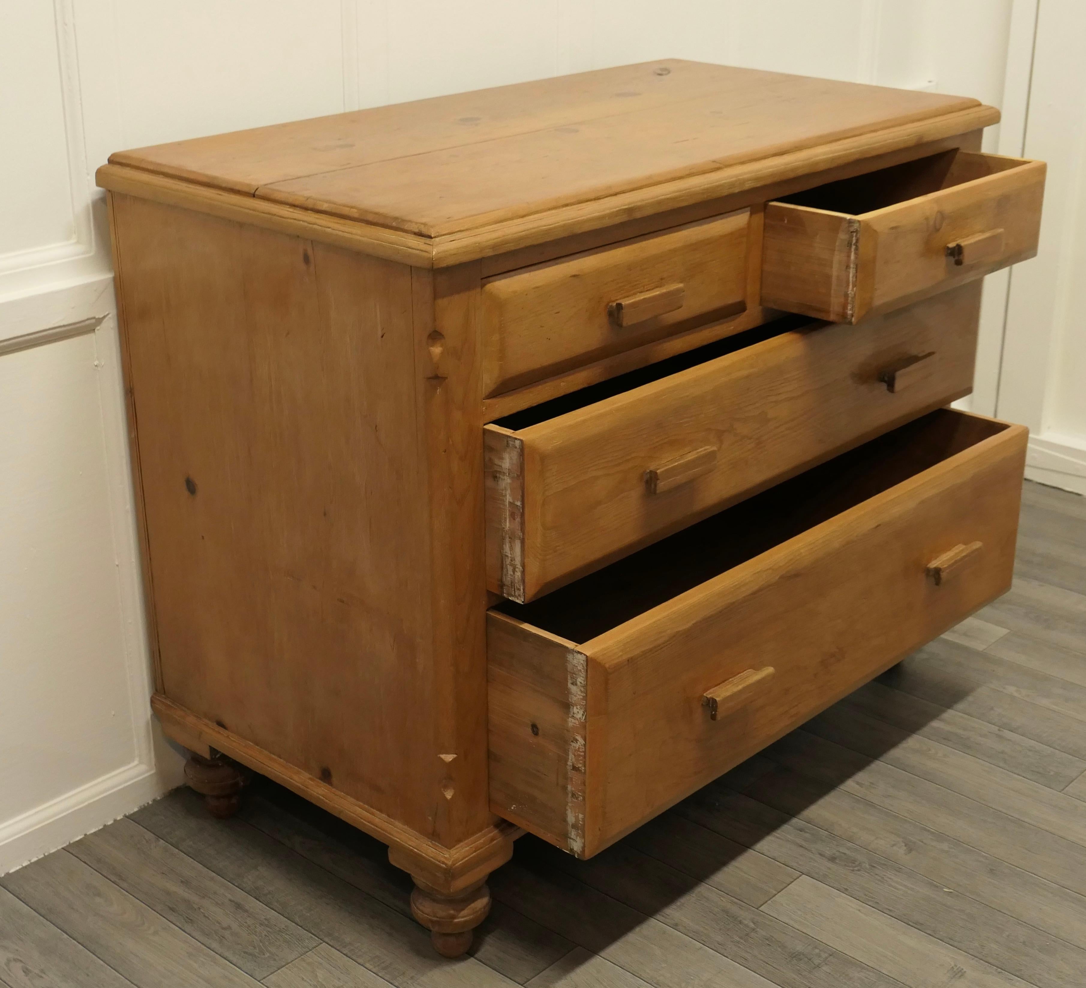 Victorian Stripped Pine Chest of Drawers For Sale 2