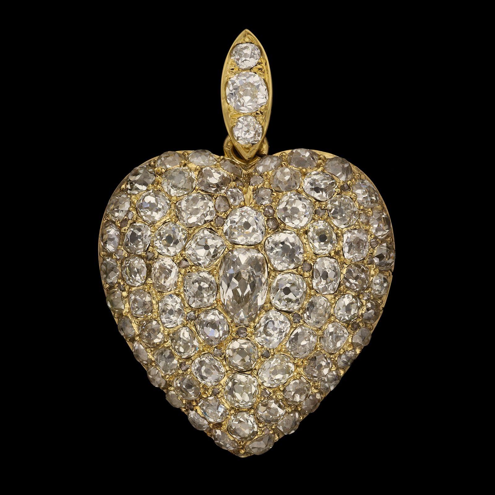 Old Mine Cut Victorian Stunning Pavé Diamond Heart Shape Locket Pendant 4 Leaf Clover Inside For Sale